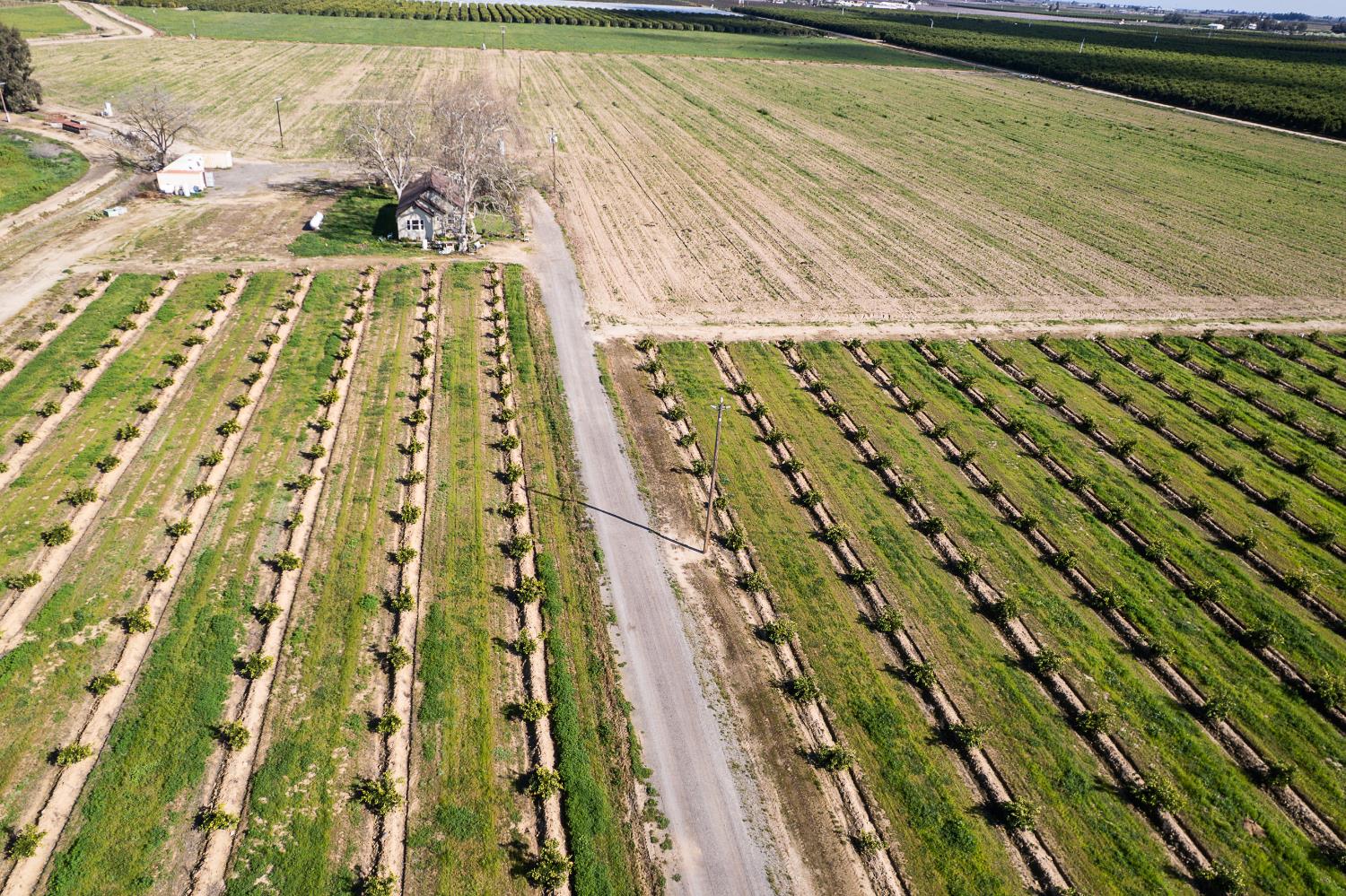 2334 S Temperance Ave, Fresno, CA 93725