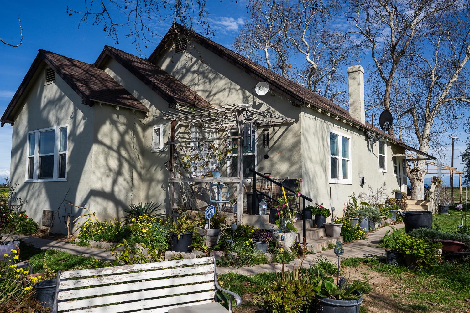 2334 S Temperance Ave, Fresno, CA 93725