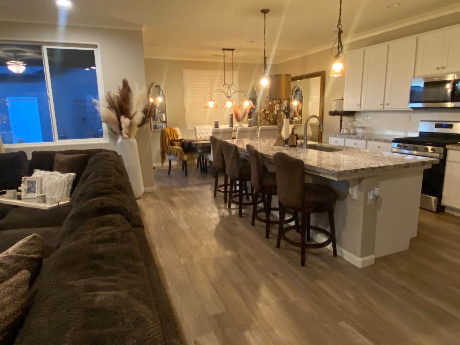 2351 Avenue 396, Kingsburg, CA 93631