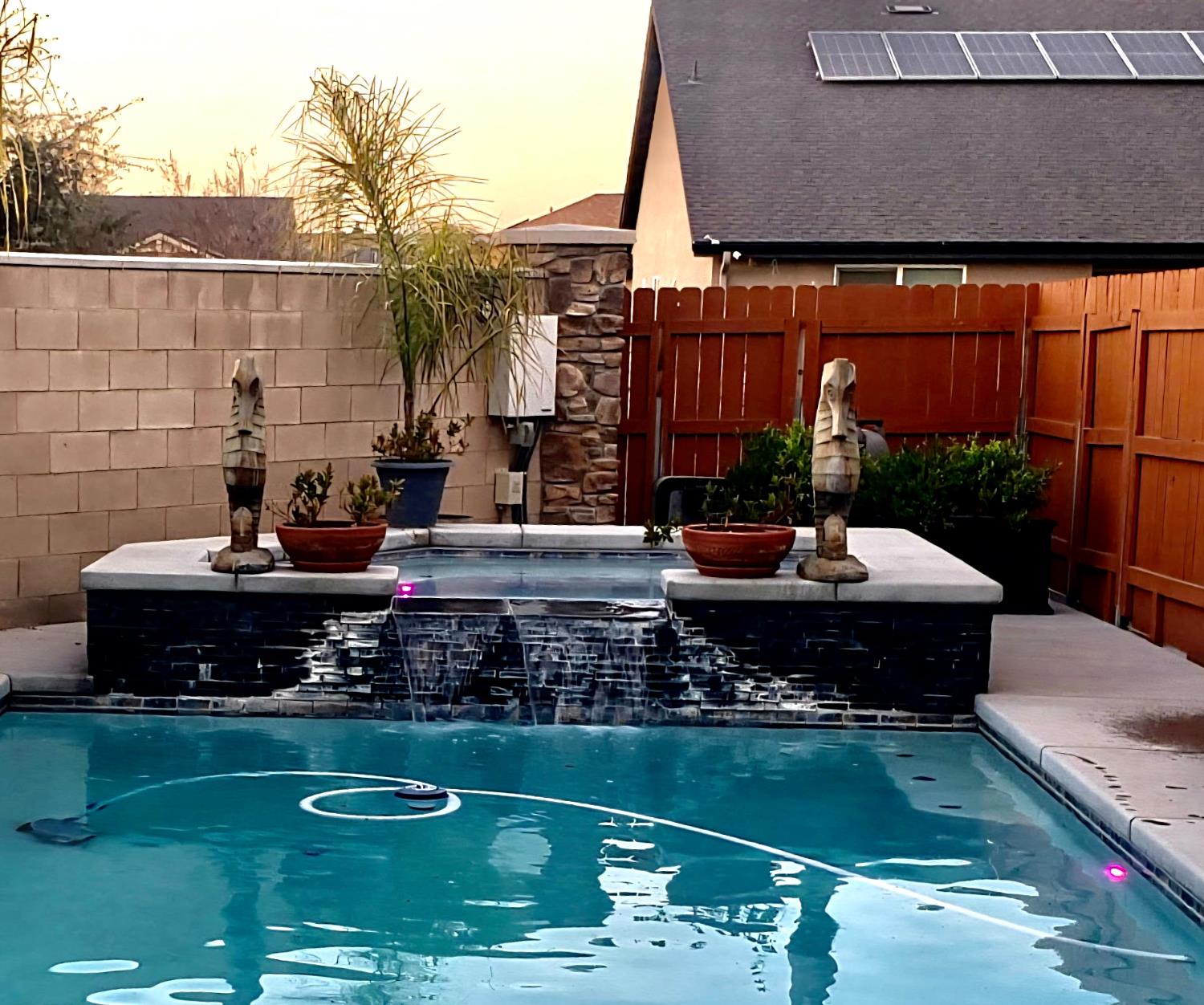 2351 Avenue 396, Kingsburg, CA 93631