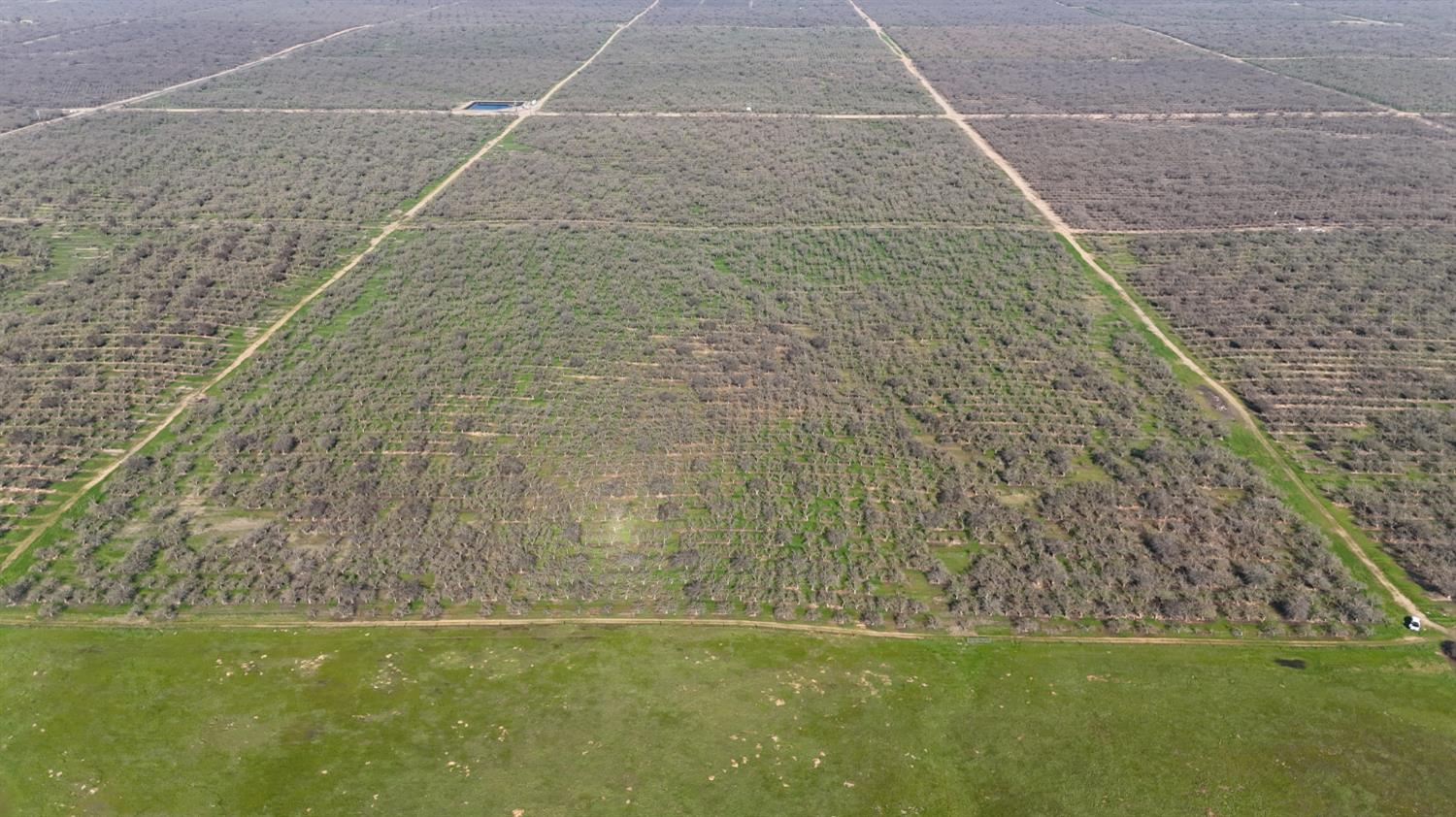 1 Rd 28 1/2, Madera, CA 93638