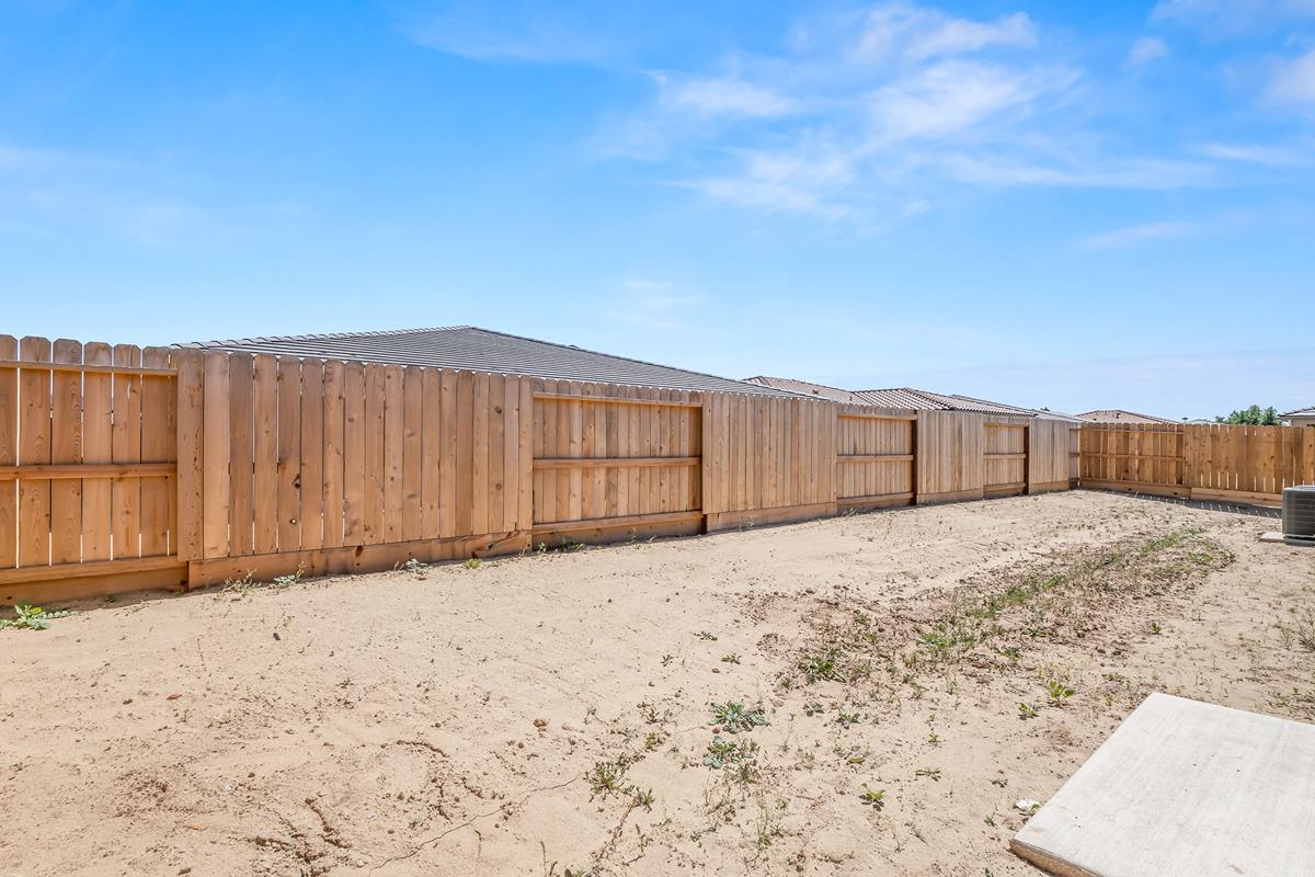 2149 S Cindy Ave, Fresno, CA 93725