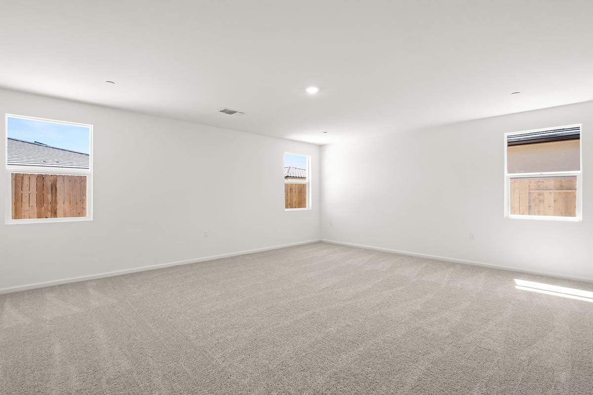 2149 S Cindy Ave, Fresno, CA 93725