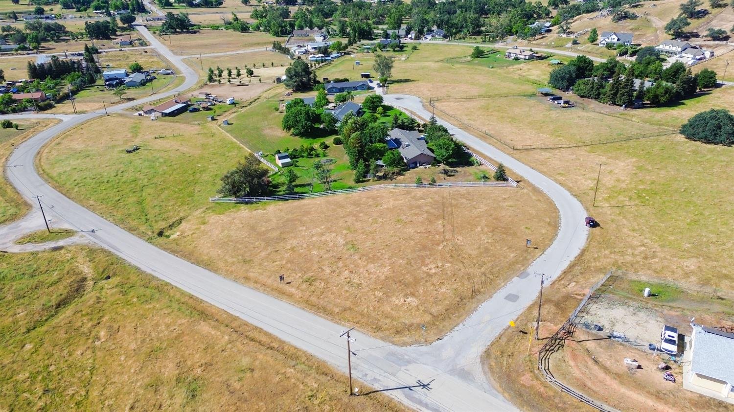 6301 Lupine, Sanger, CA 93657