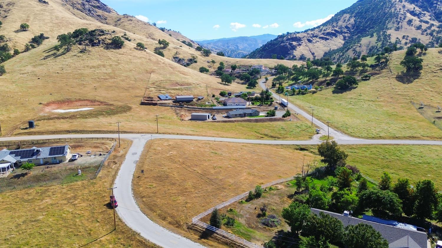 6301 Lupine, Sanger, CA 93657