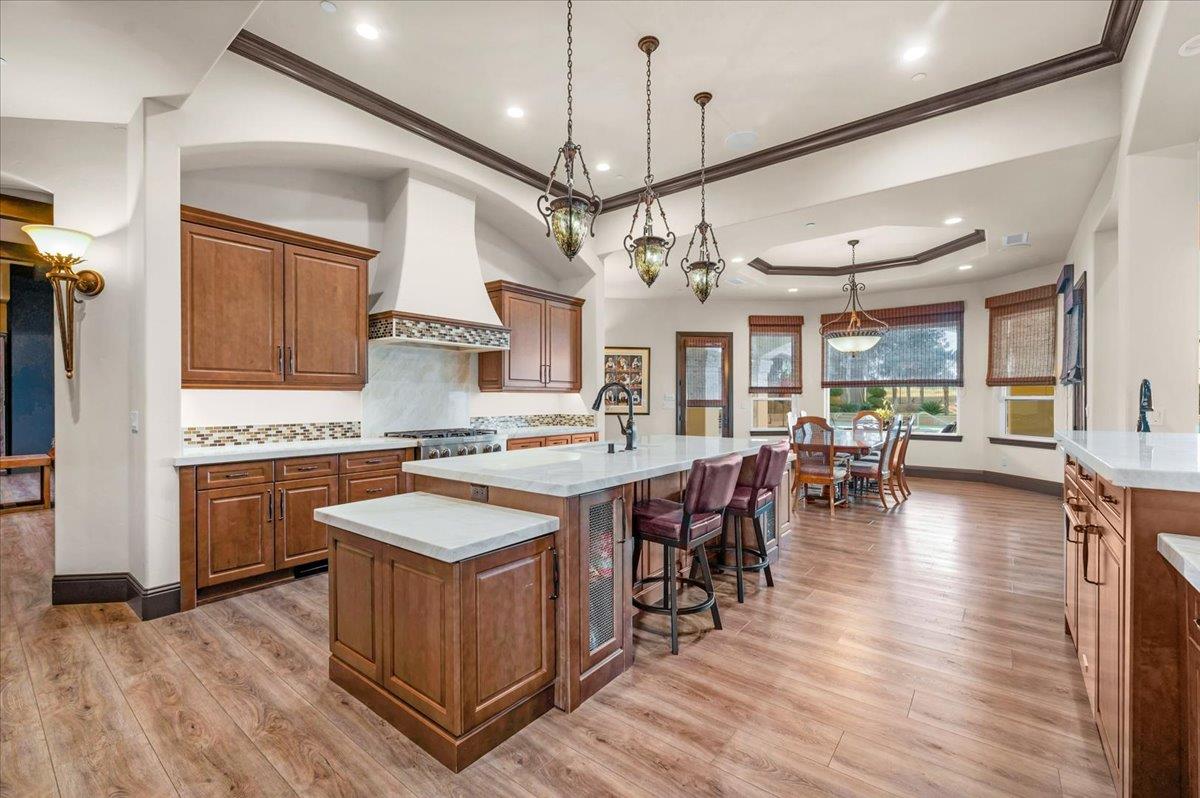 12392 N Via Tuscania Ave, Clovis, CA 93619