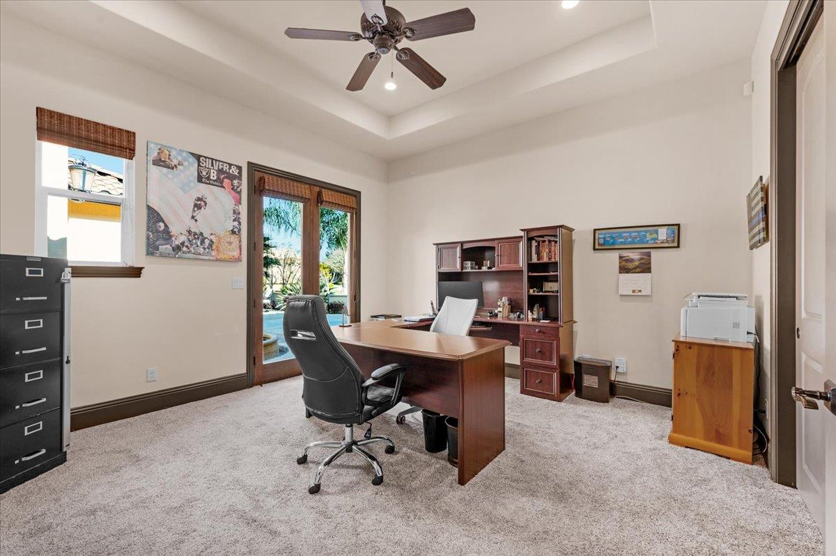 12392 N Via Tuscania Ave, Clovis, CA 93619