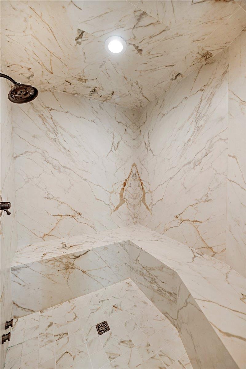 12392 N Via Tuscania Ave, Clovis, CA 93619