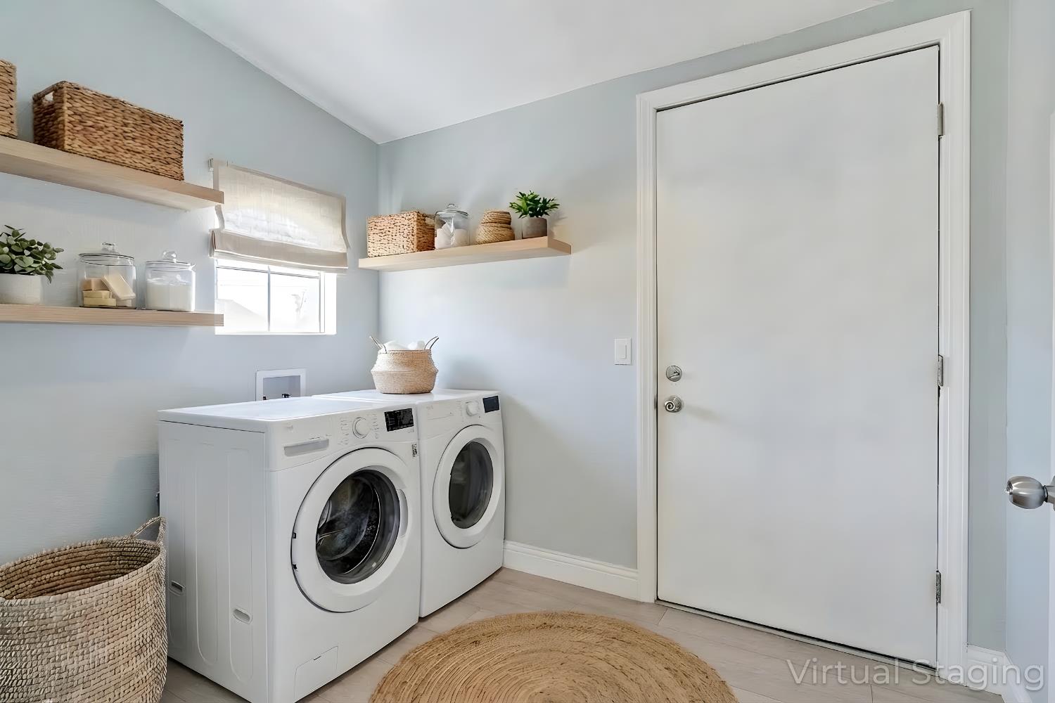 1645 W Fountain Way, Fresno, CA 93705