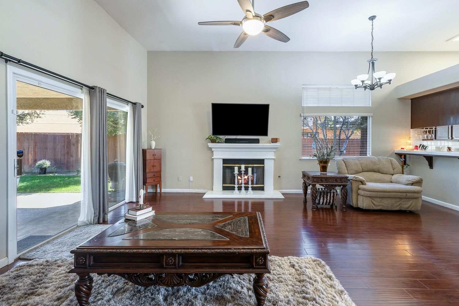 9710 N Price Ave, Fresno, CA 93720