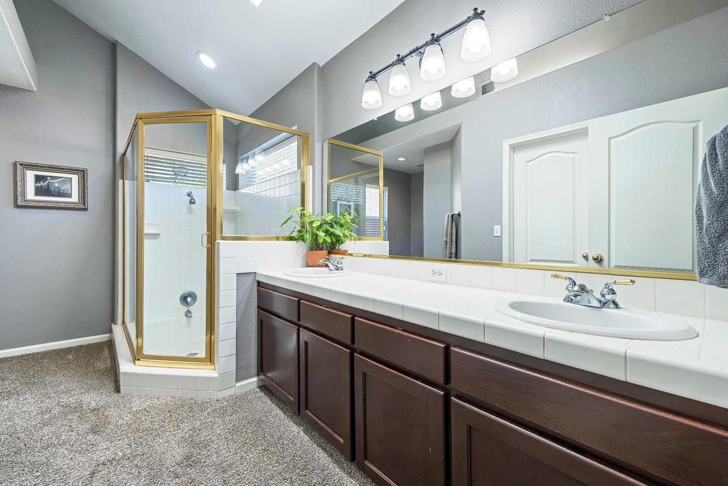 9710 N Price Ave, Fresno, CA 93720