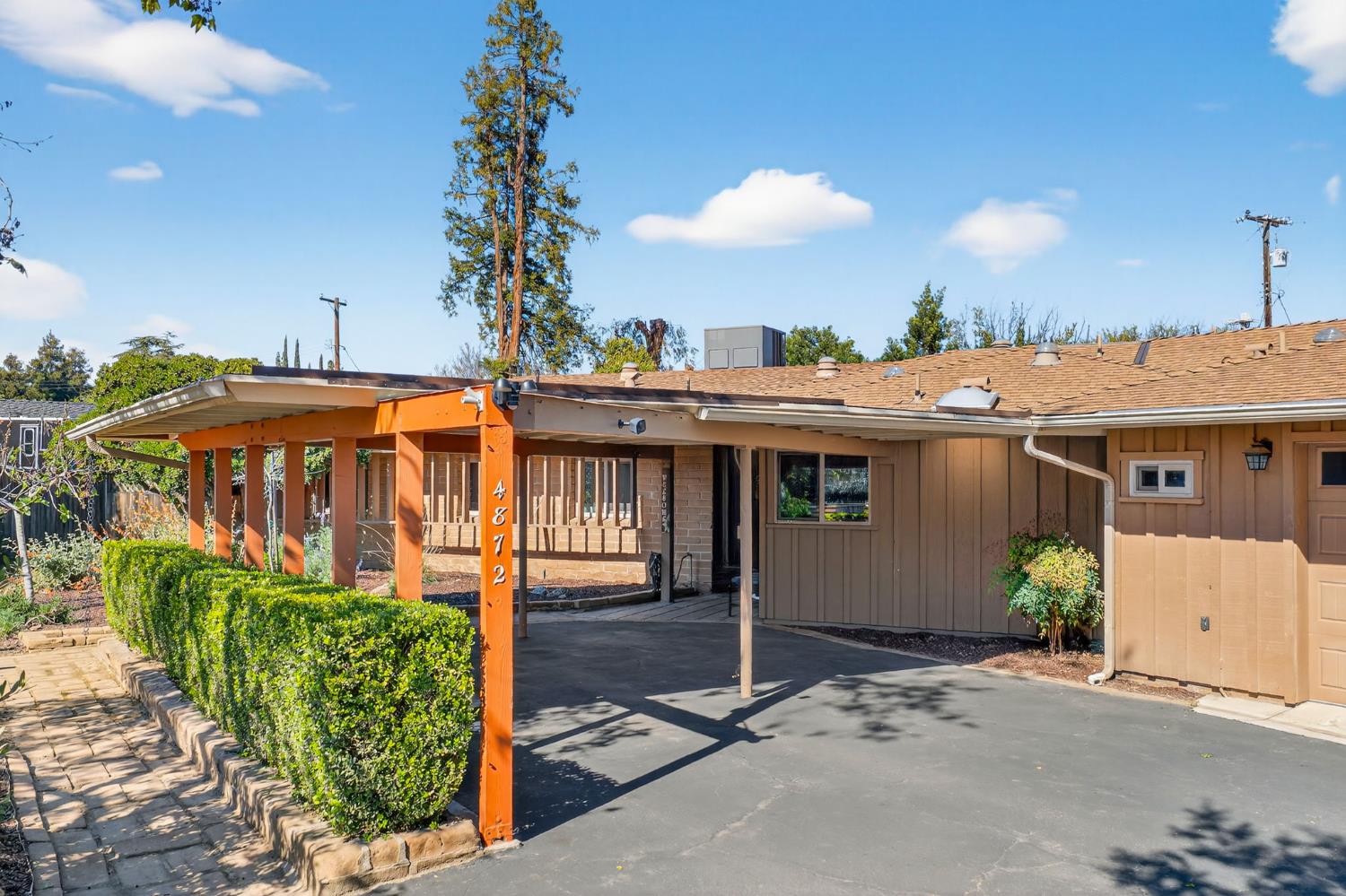 4872 N Arcade Ave, Fresno, CA 93704