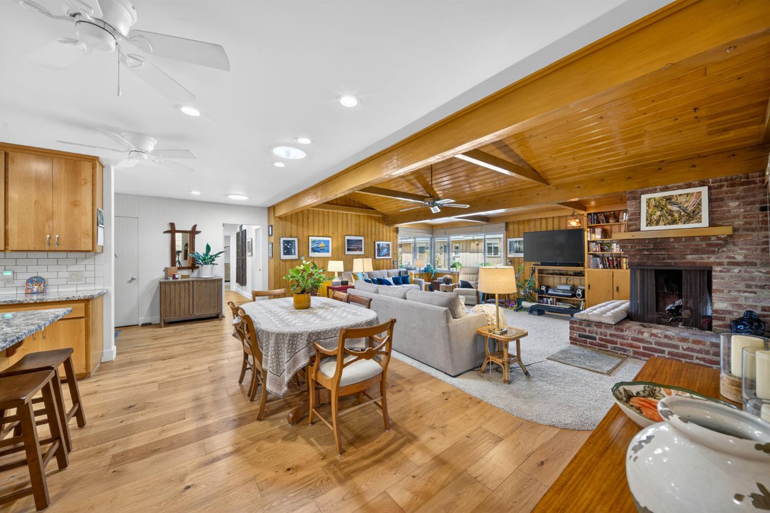 4872 N Arcade Ave, Fresno, CA 93704