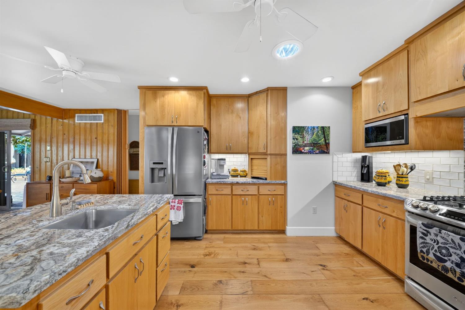 4872 N Arcade Ave, Fresno, CA 93704