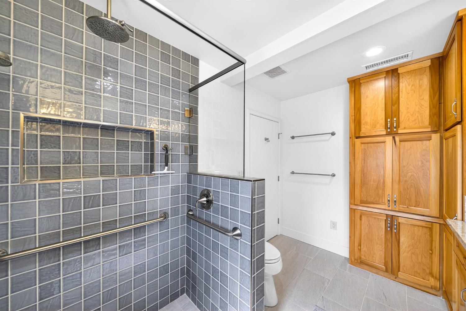 4872 N Arcade Ave, Fresno, CA 93704