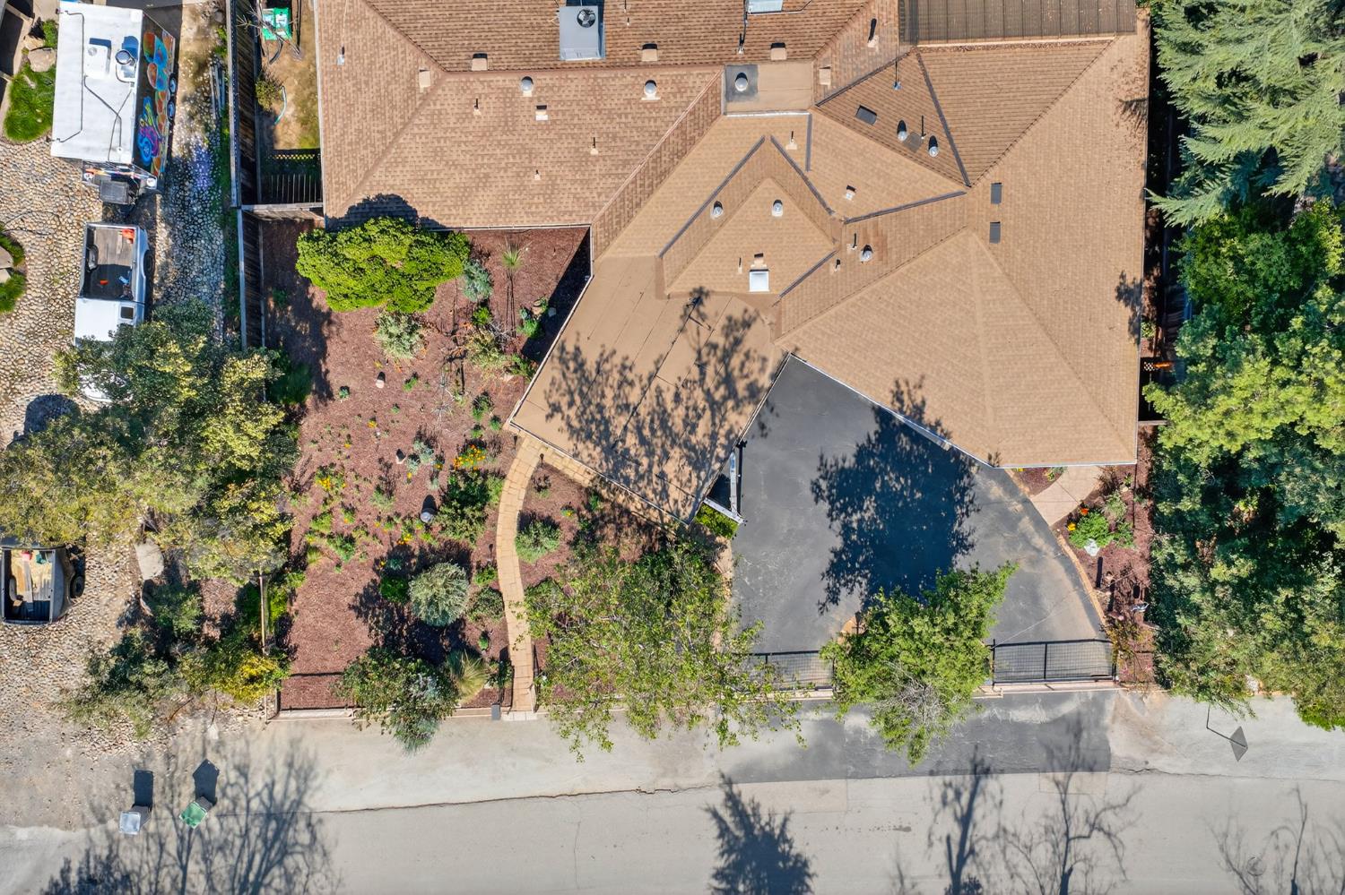 4872 N Arcade Ave, Fresno, CA 93704