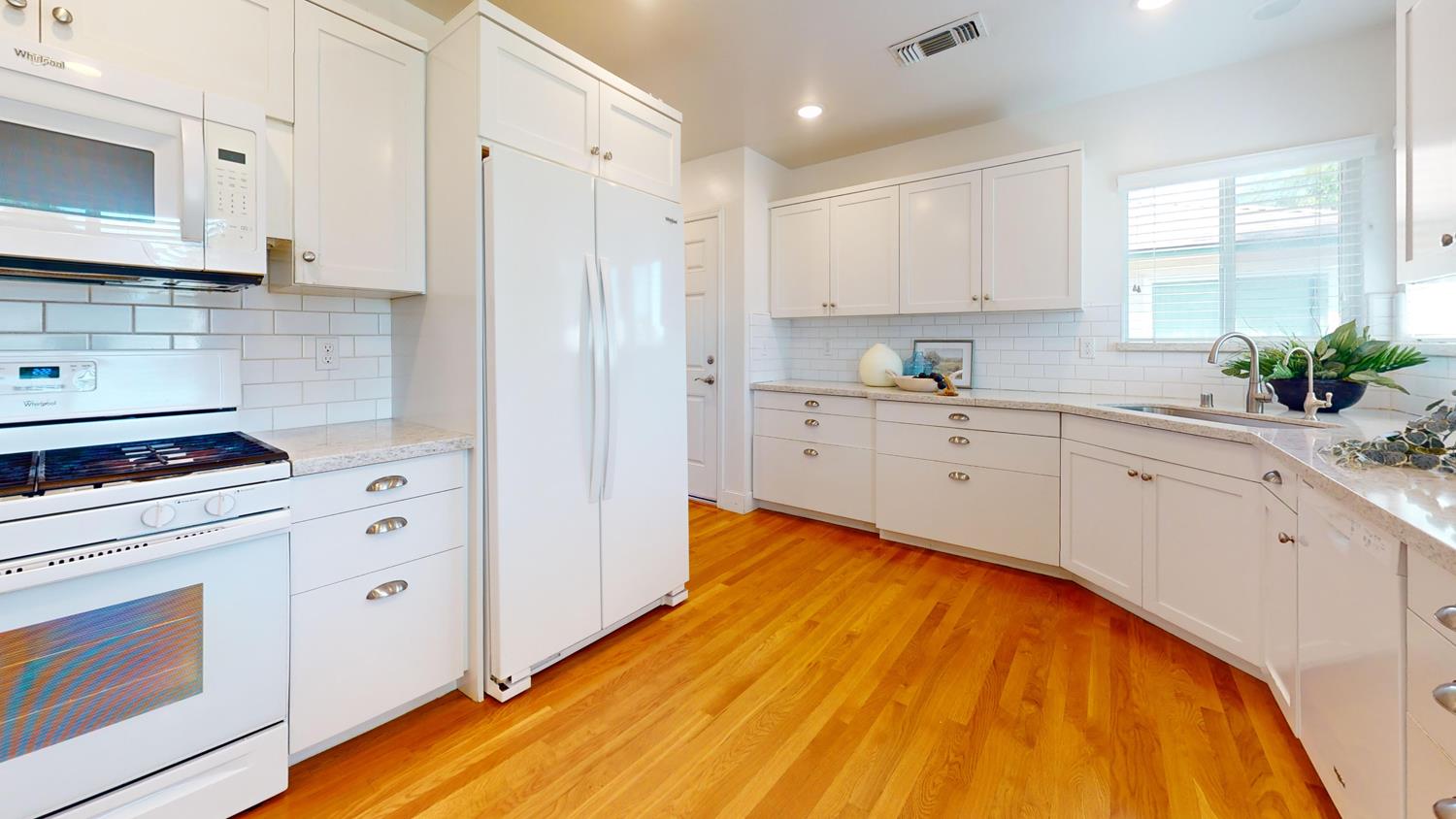 117 E Fedora Ave, Fresno, CA 93704