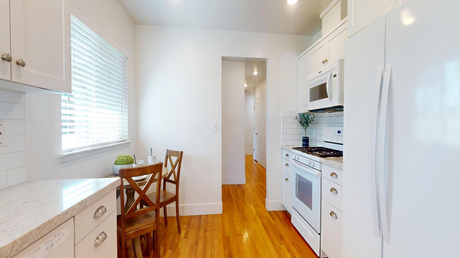 117 E Fedora Ave, Fresno, CA 93704