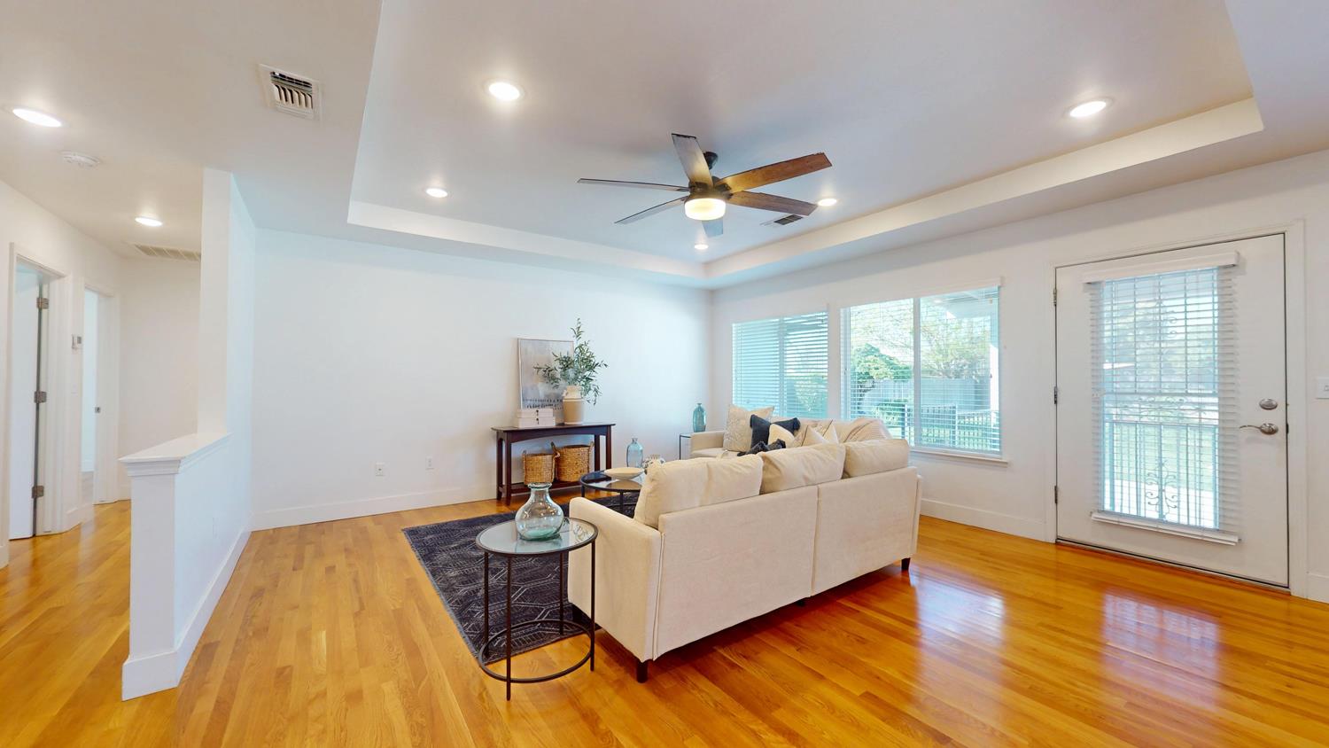 117 E Fedora Ave, Fresno, CA 93704