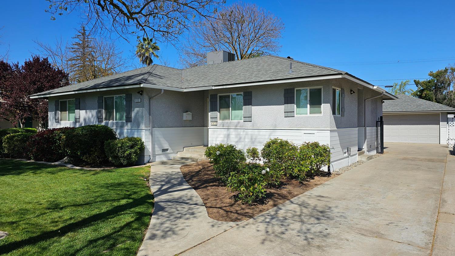 117 E Fedora Ave, Fresno, CA 93704