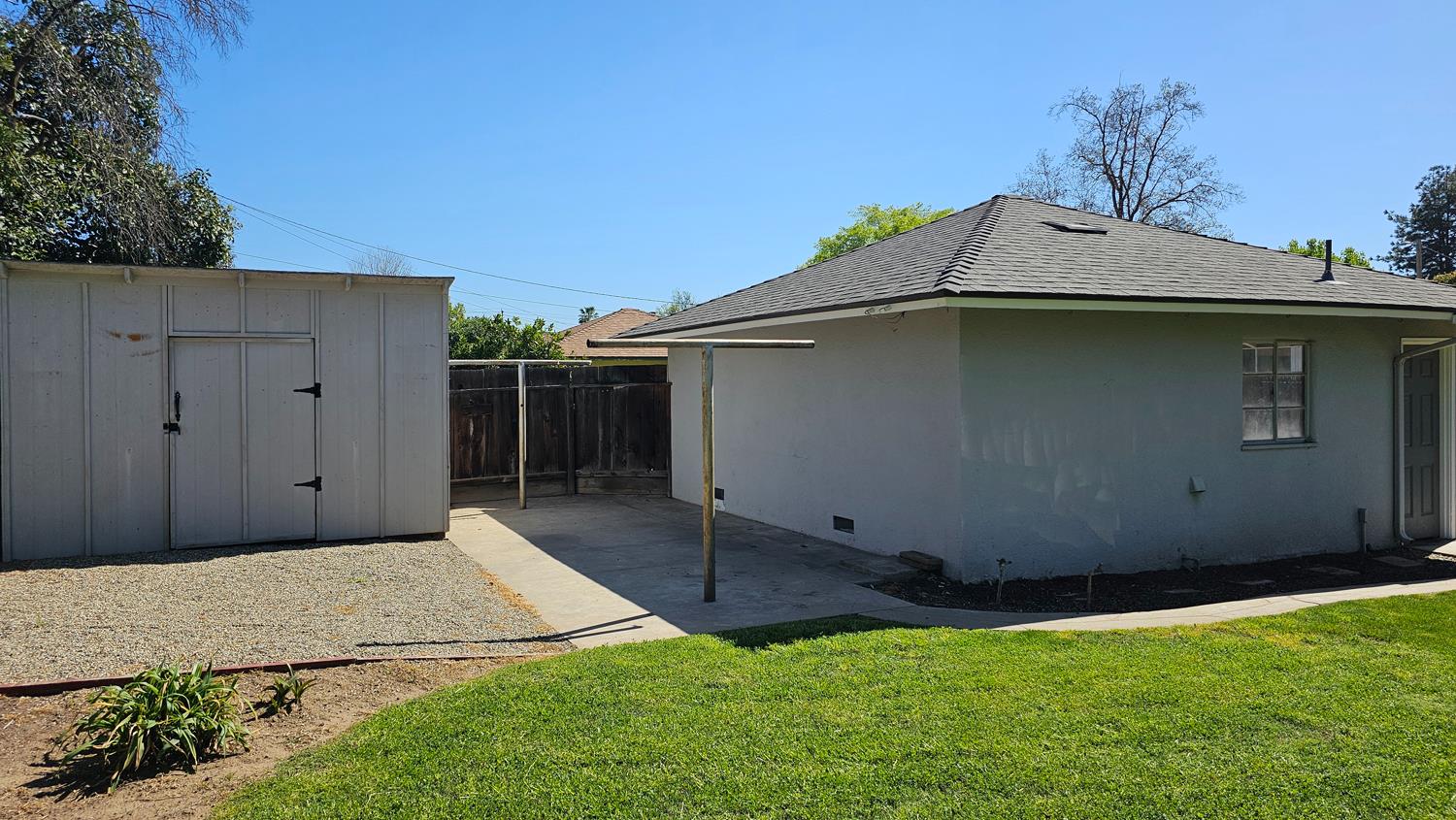 117 E Fedora Ave, Fresno, CA 93704