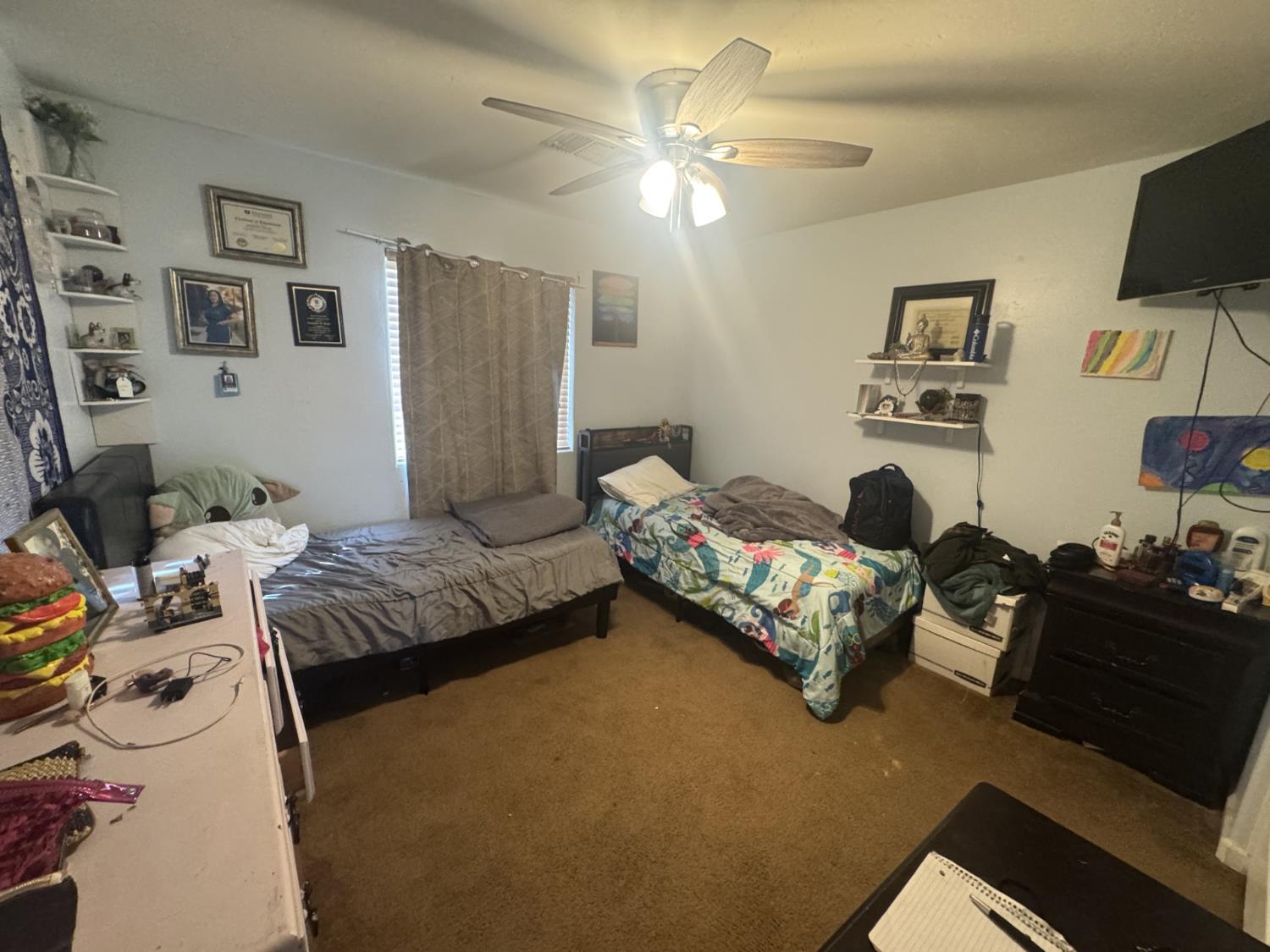 6310 E Woodward Ave, Fresno, CA 93727
