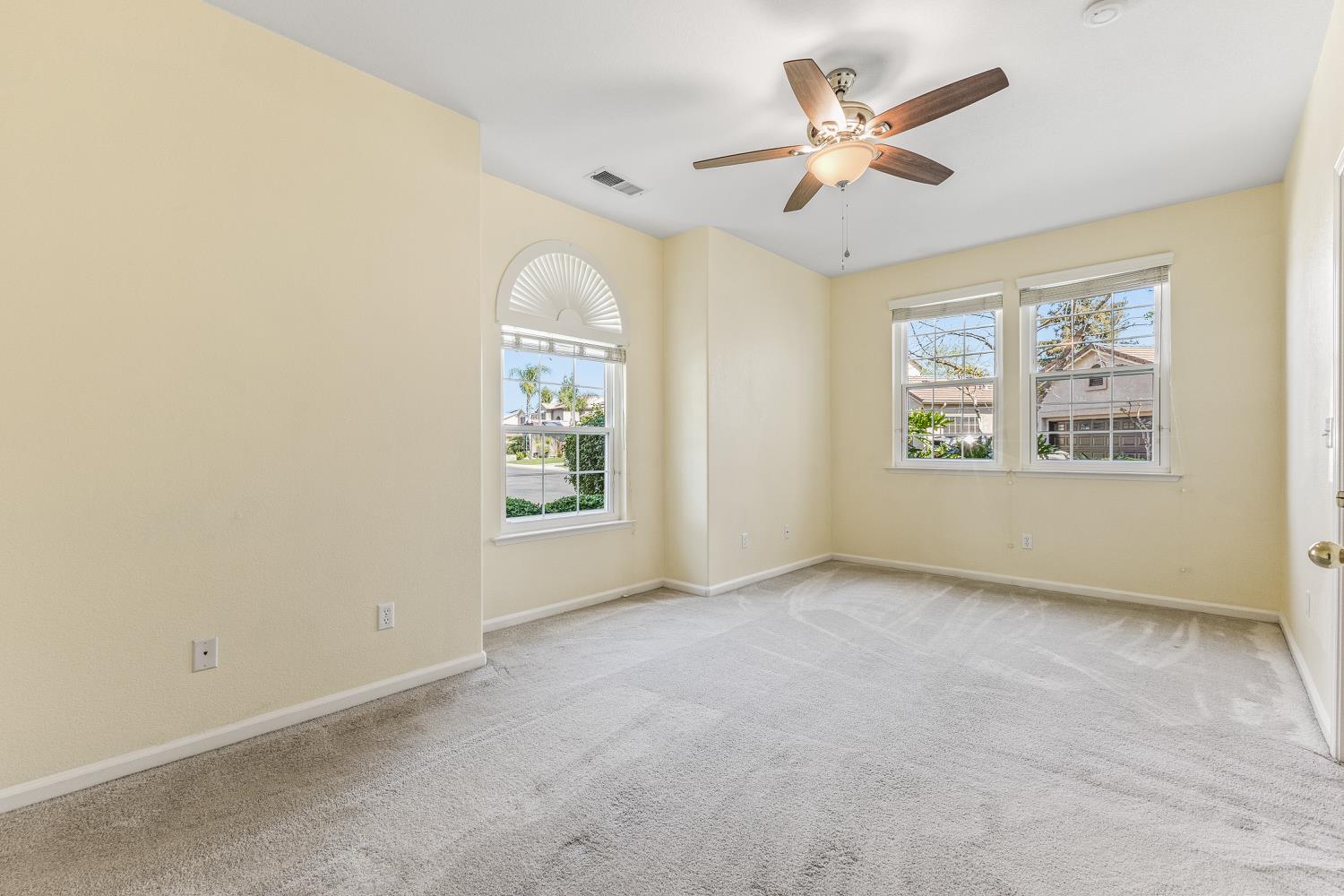 2719 E Spice Way, Fresno, CA 93720