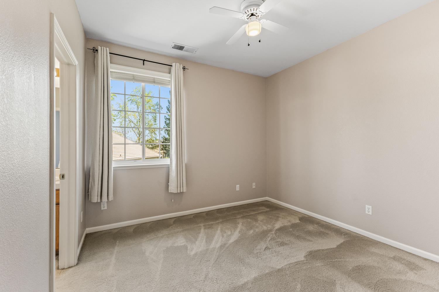 2719 E Spice Way, Fresno, CA 93720