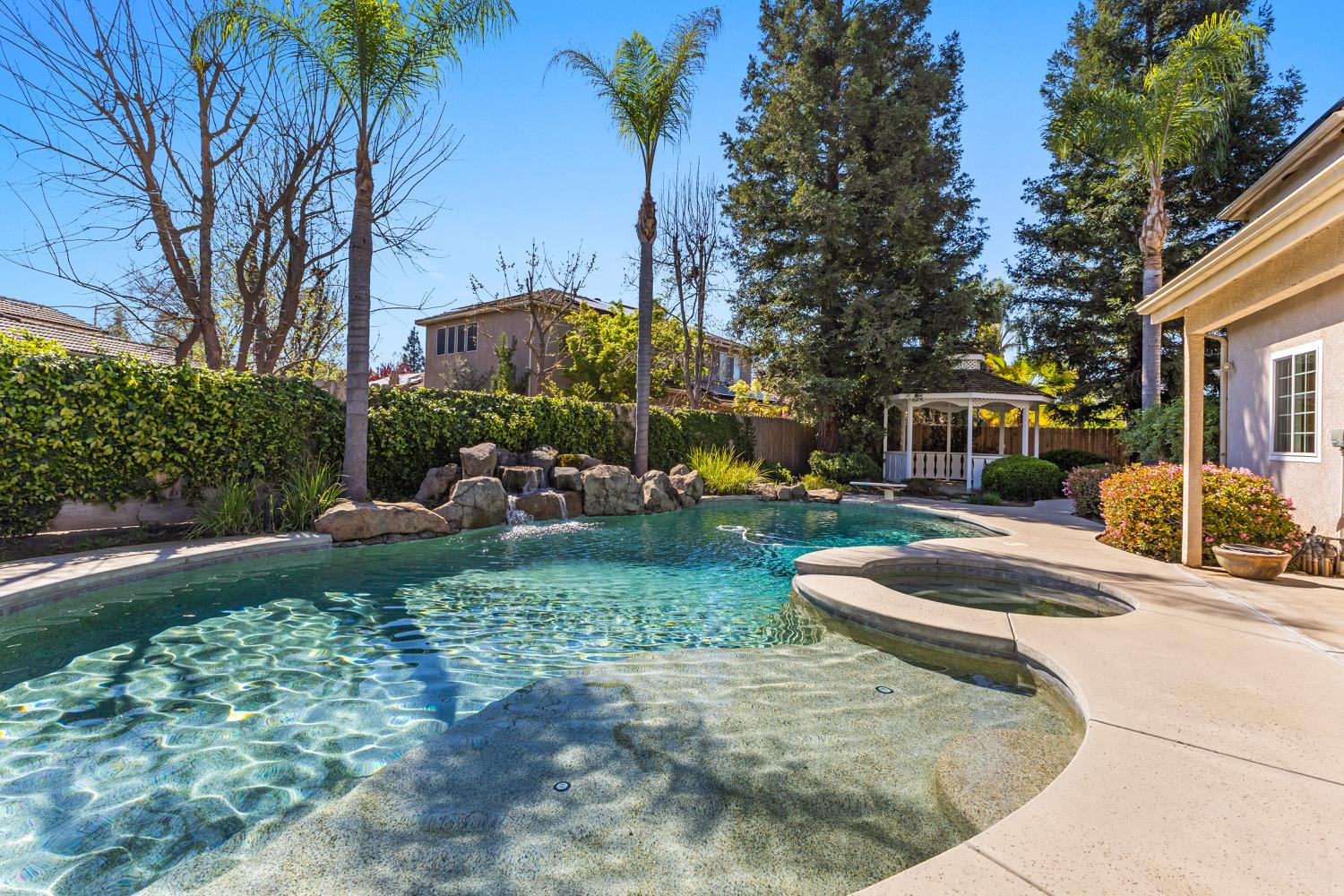 2719 E Spice Way, Fresno, CA 93720