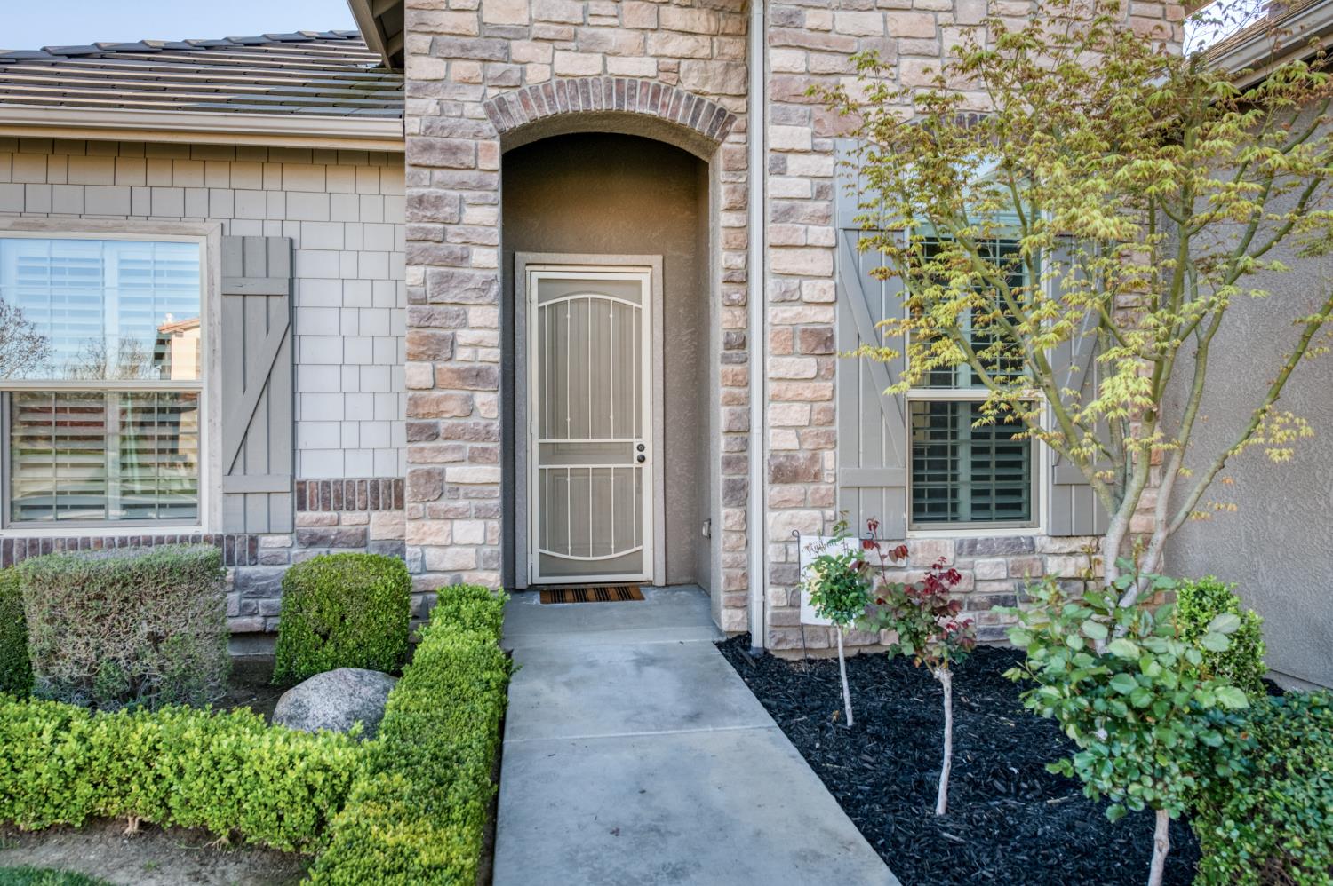 4160 N Newport Bay, Clovis, CA 93619