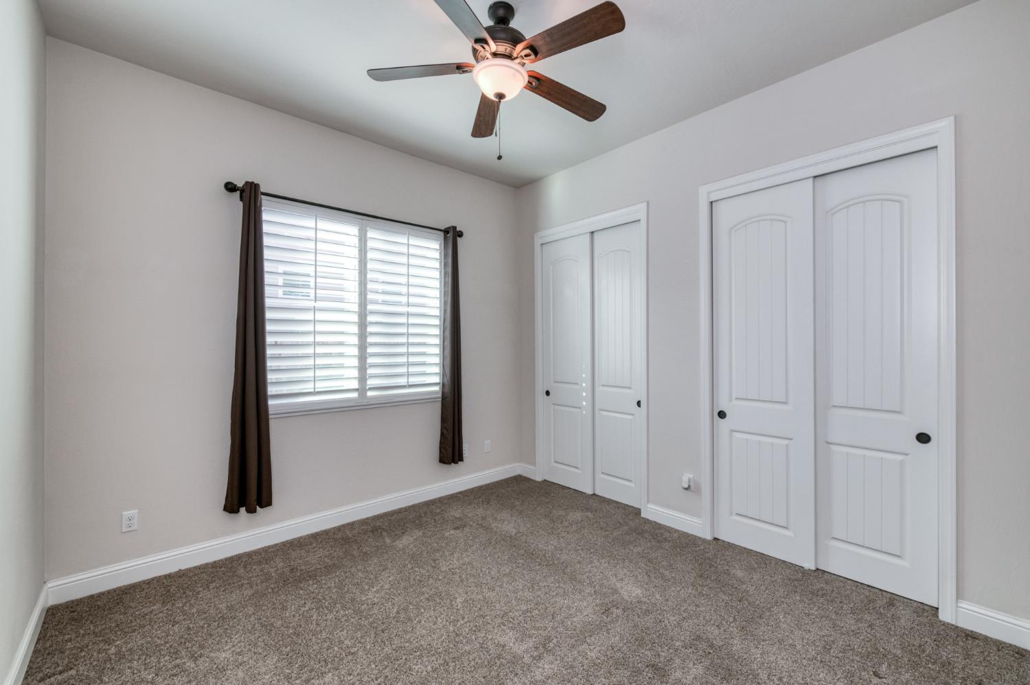 4160 N Newport Bay, Clovis, CA 93619