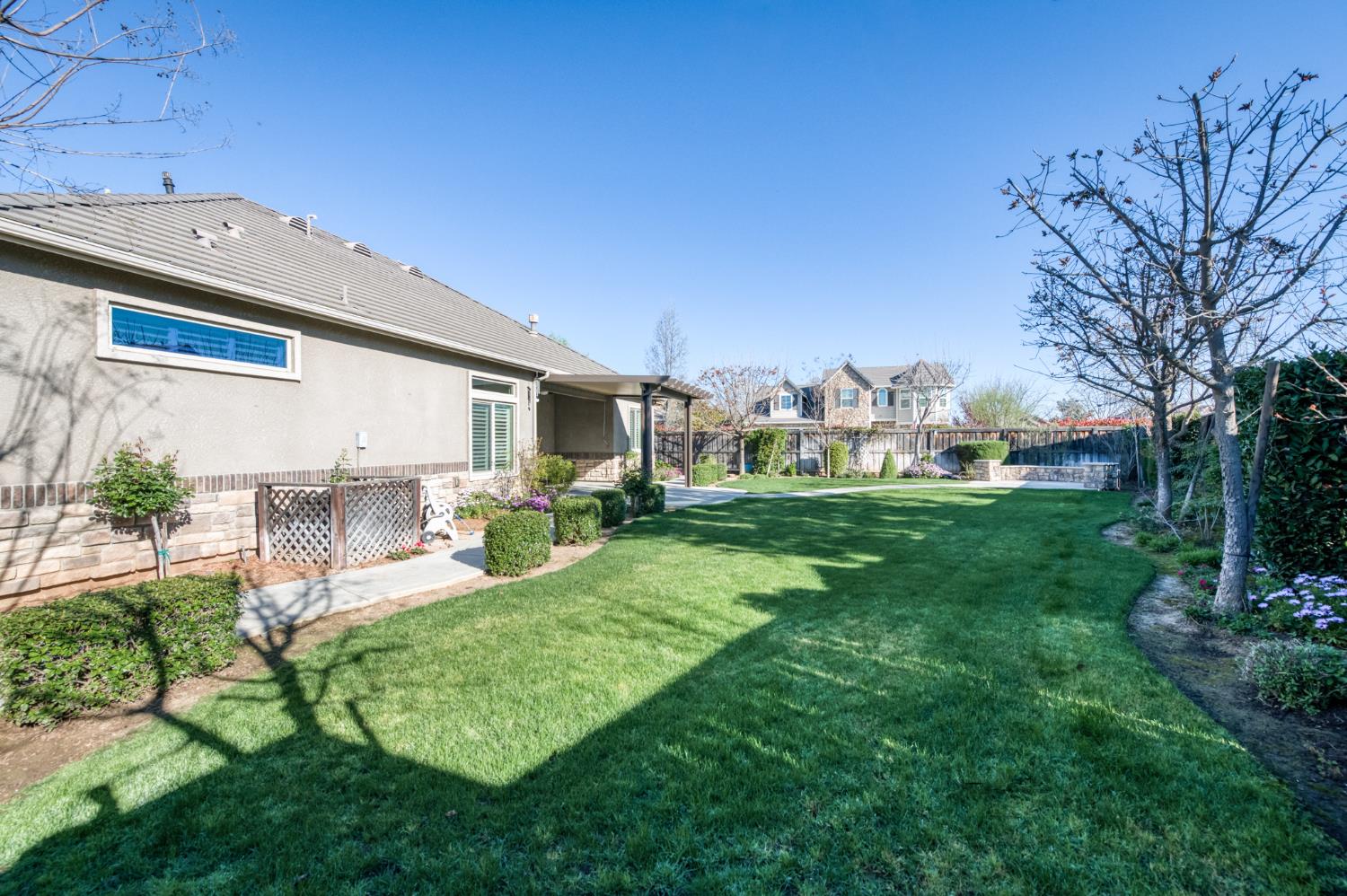 4160 N Newport Bay, Clovis, CA 93619