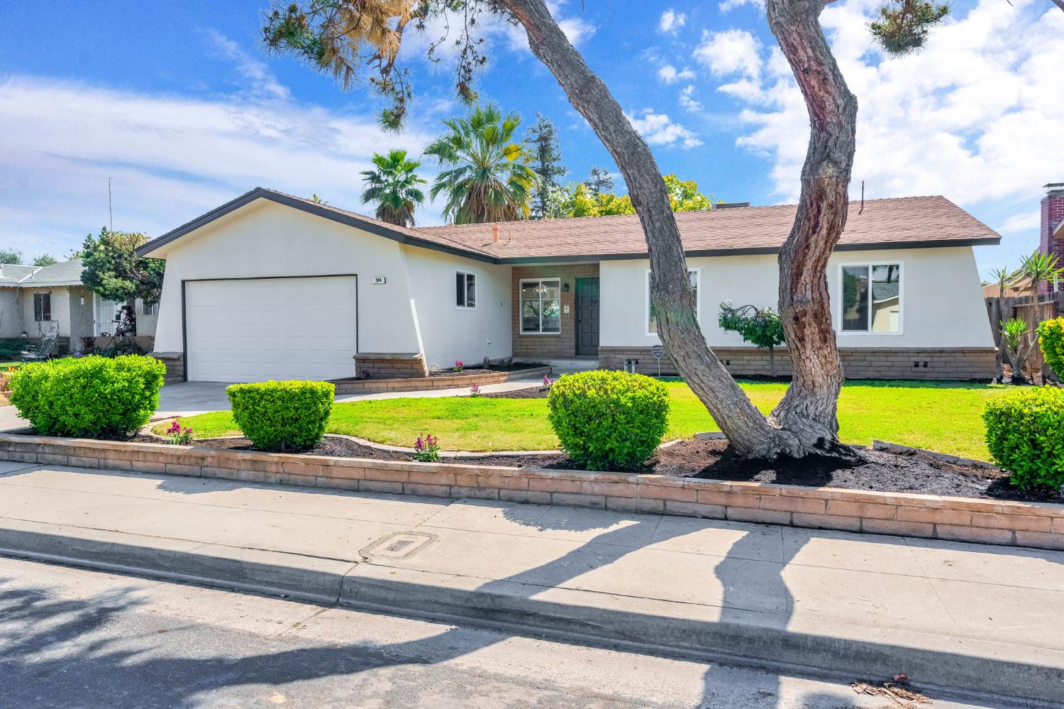 384 W Indianapolis, Clovis, CA 93612