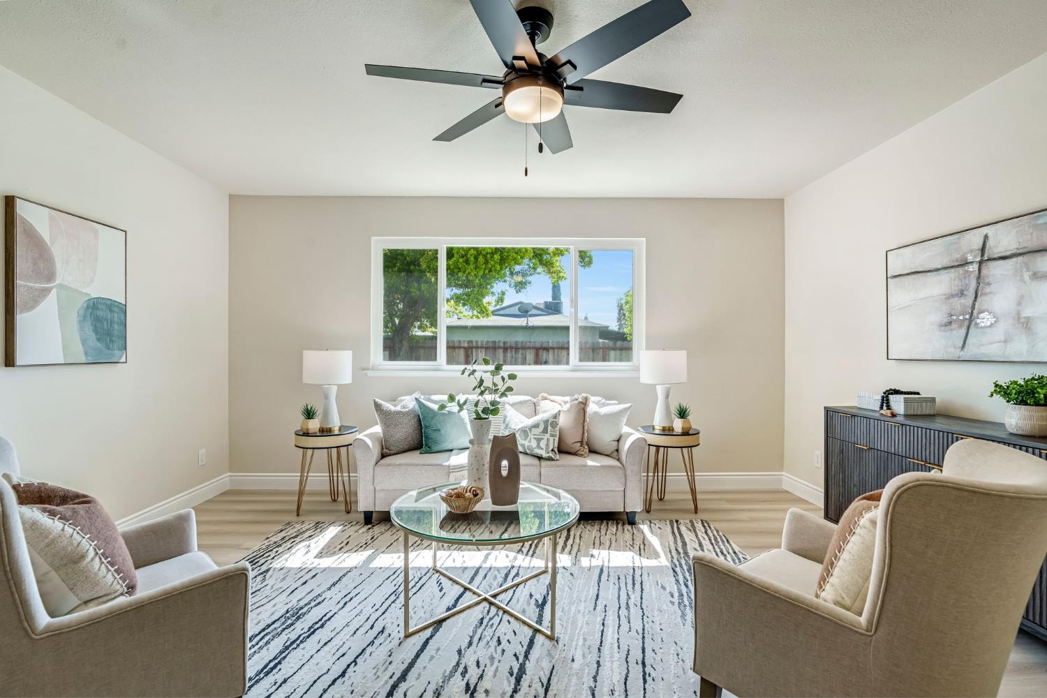 384 W Indianapolis, Clovis, CA 93612