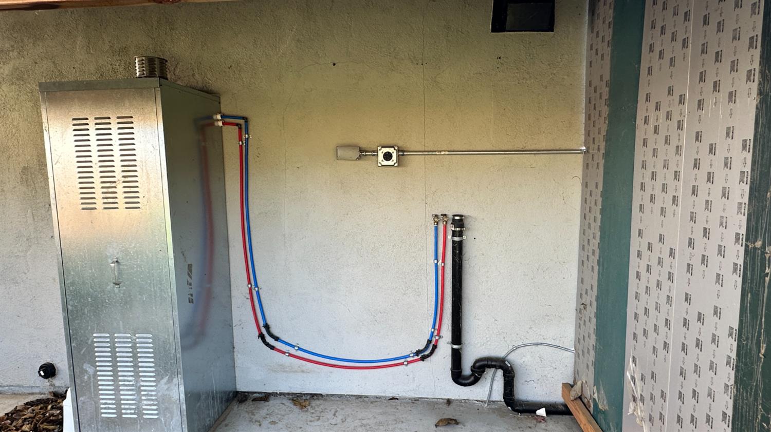 749 E Pleasant St, Coalinga, CA 93210