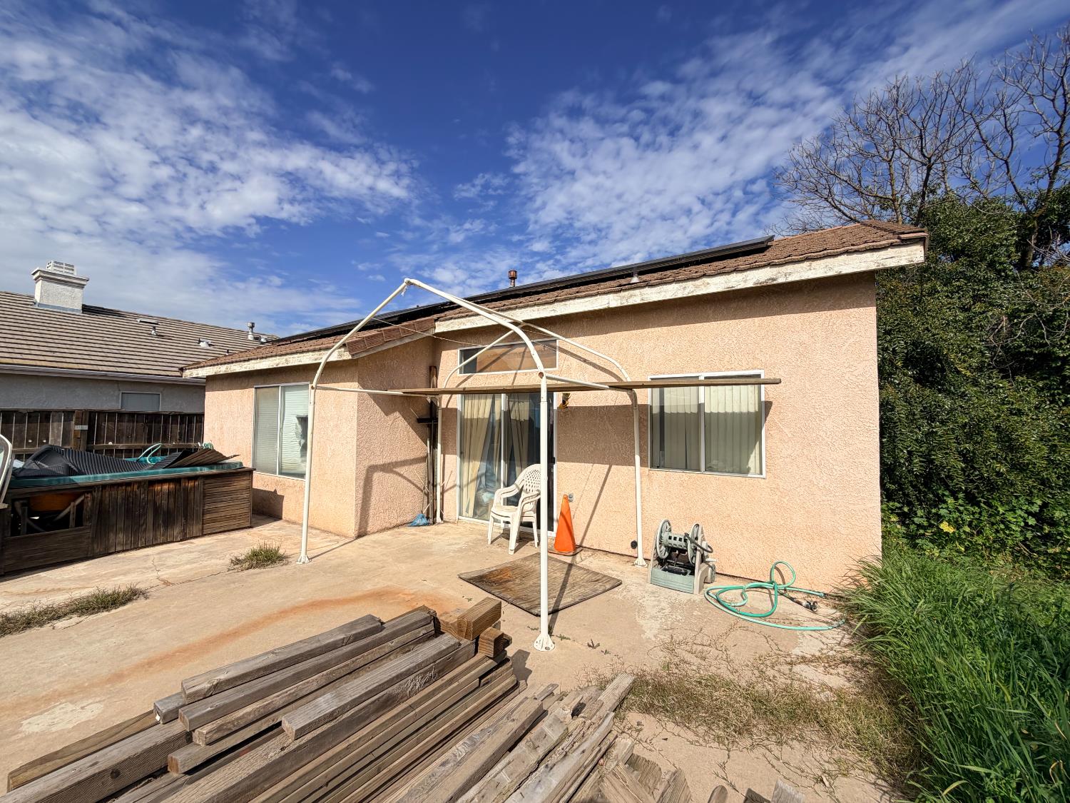 5529 W Norwich Ave, Fresno, CA 93722