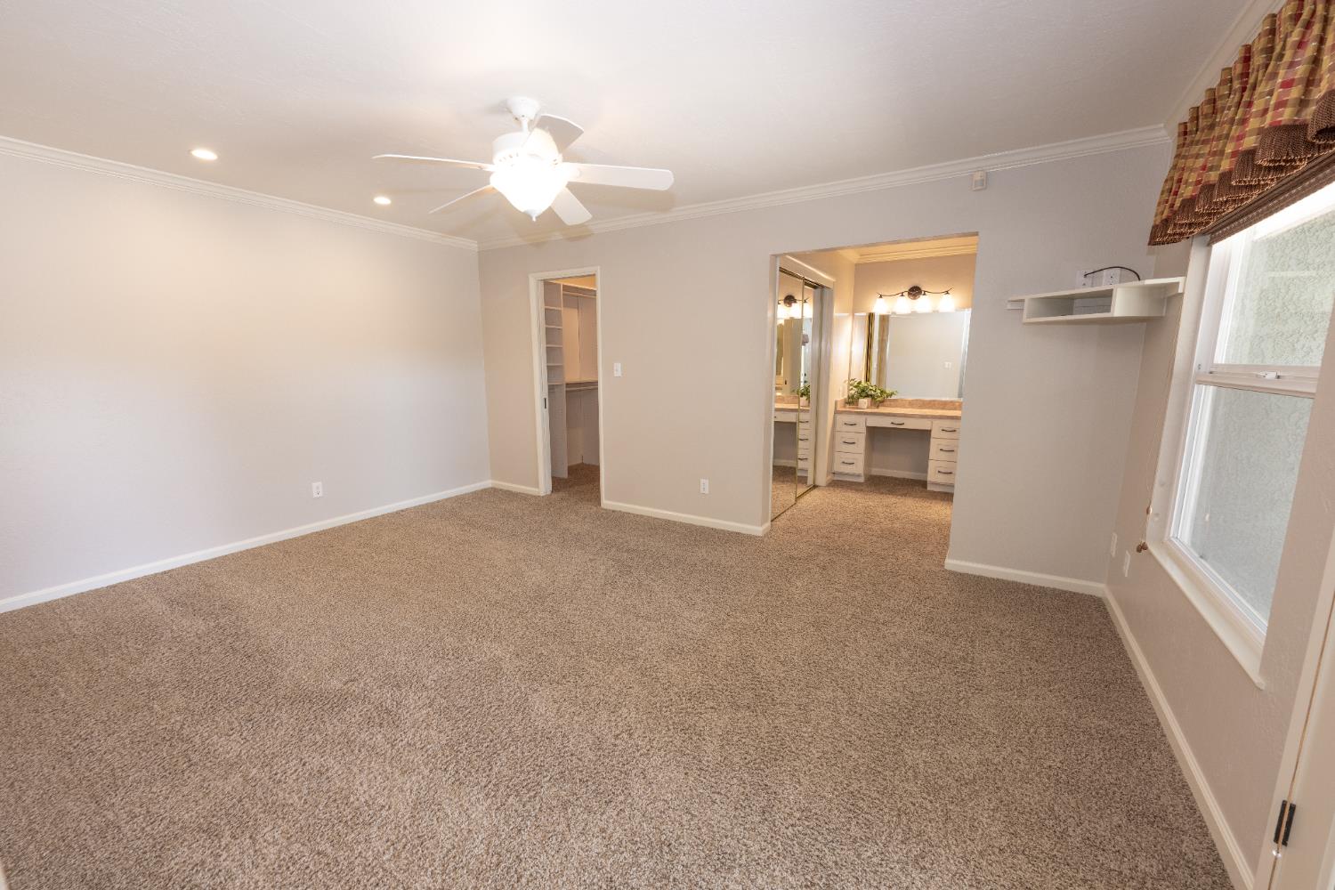 7324 N 3rd St, Fresno, CA 93720