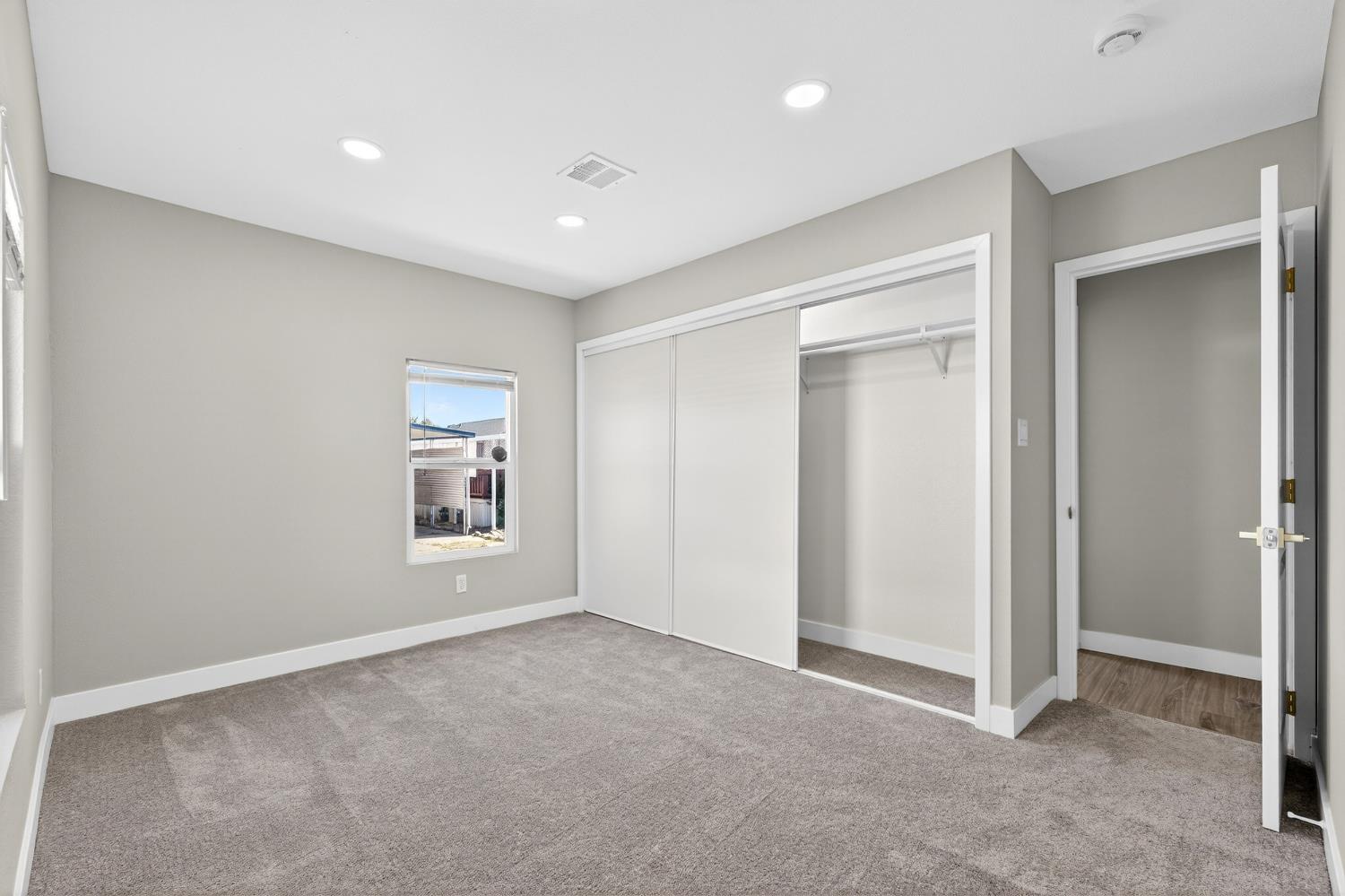 105 W Herndon Ave #SPC64, Pinedale, CA 93650