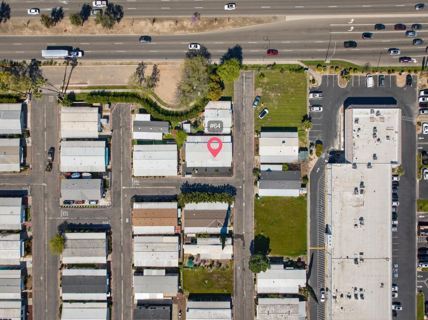 105 W Herndon Ave #SPC64, Pinedale, CA 93650