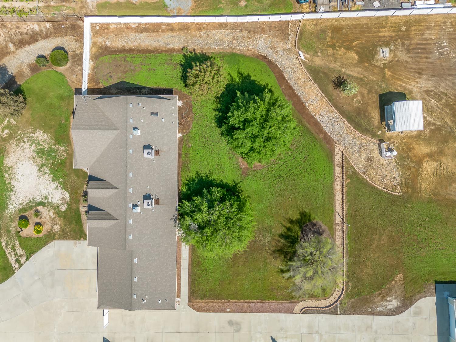 16389 Monreal Rd, Madera, CA 93636