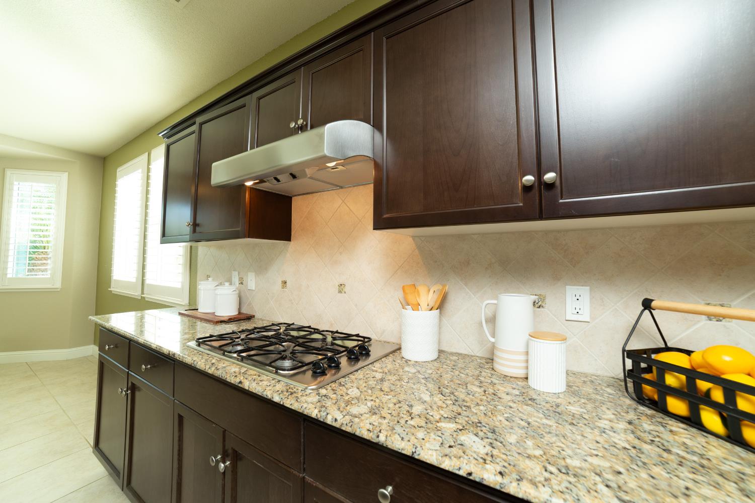 3350 Buckingham Ave, Clovis, CA 93619