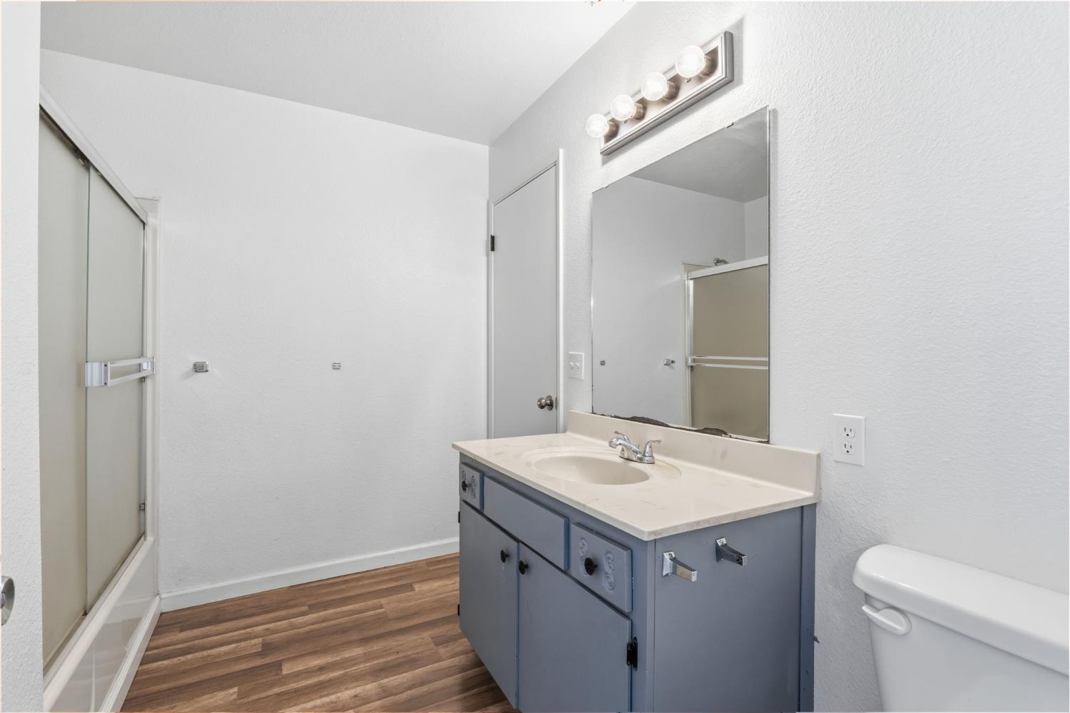 50 N 19Th Ave #A-F, Lemoore, CA 93245