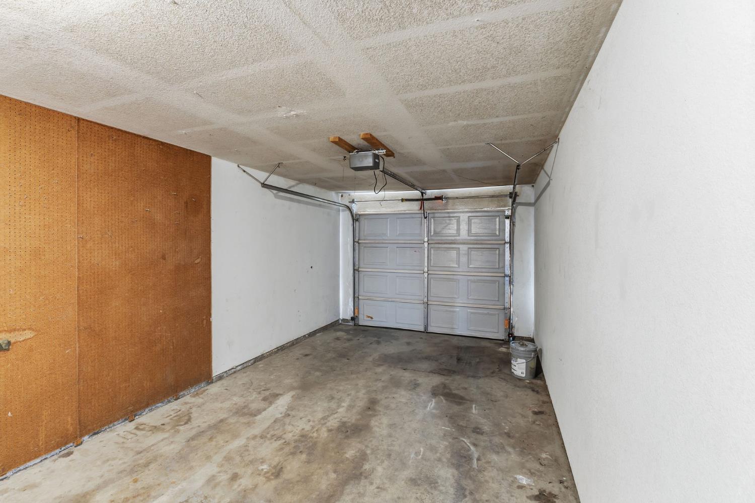 50 N 19Th Ave #A-F, Lemoore, CA 93245