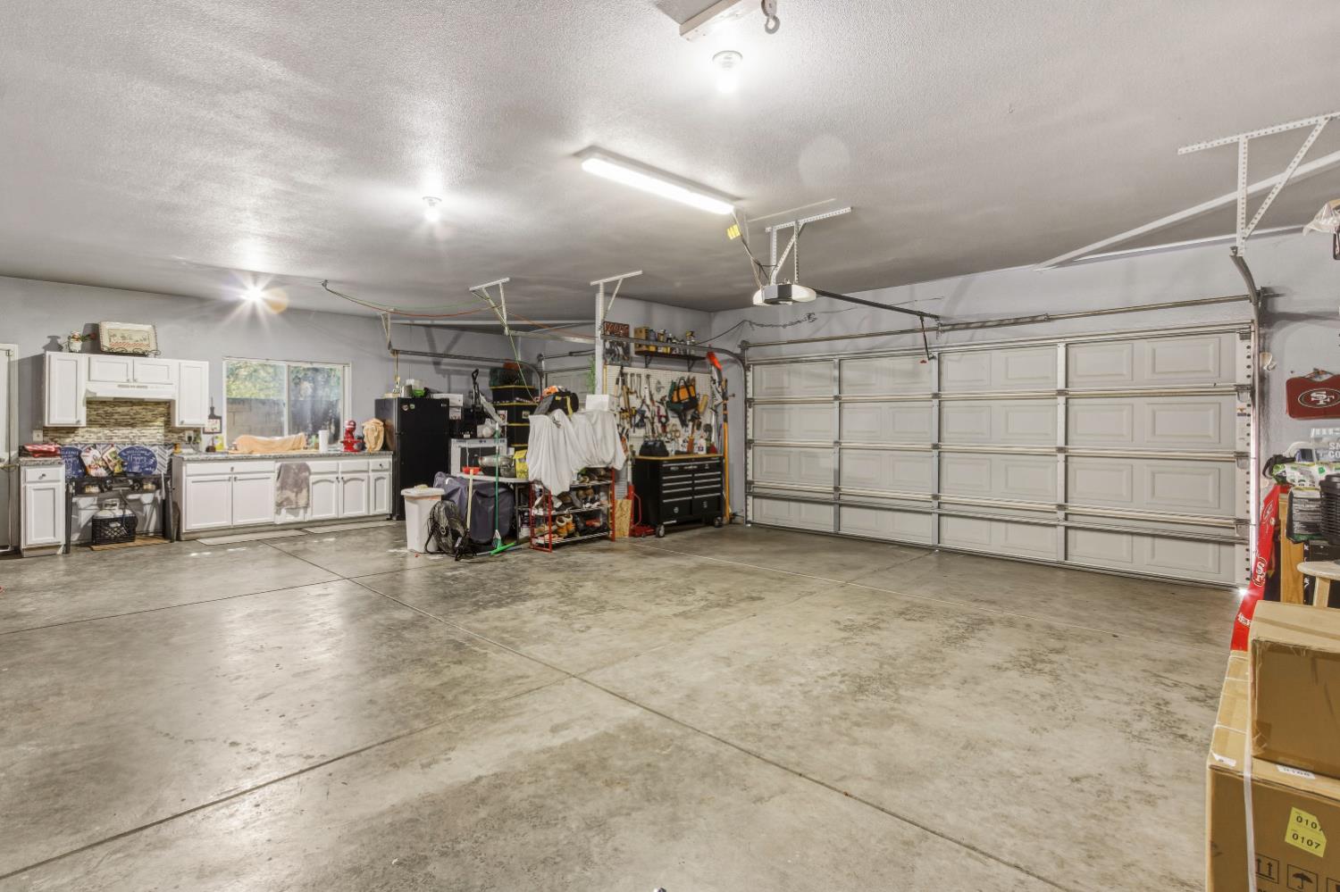 2610 Marie Dr, Madera, CA 93637