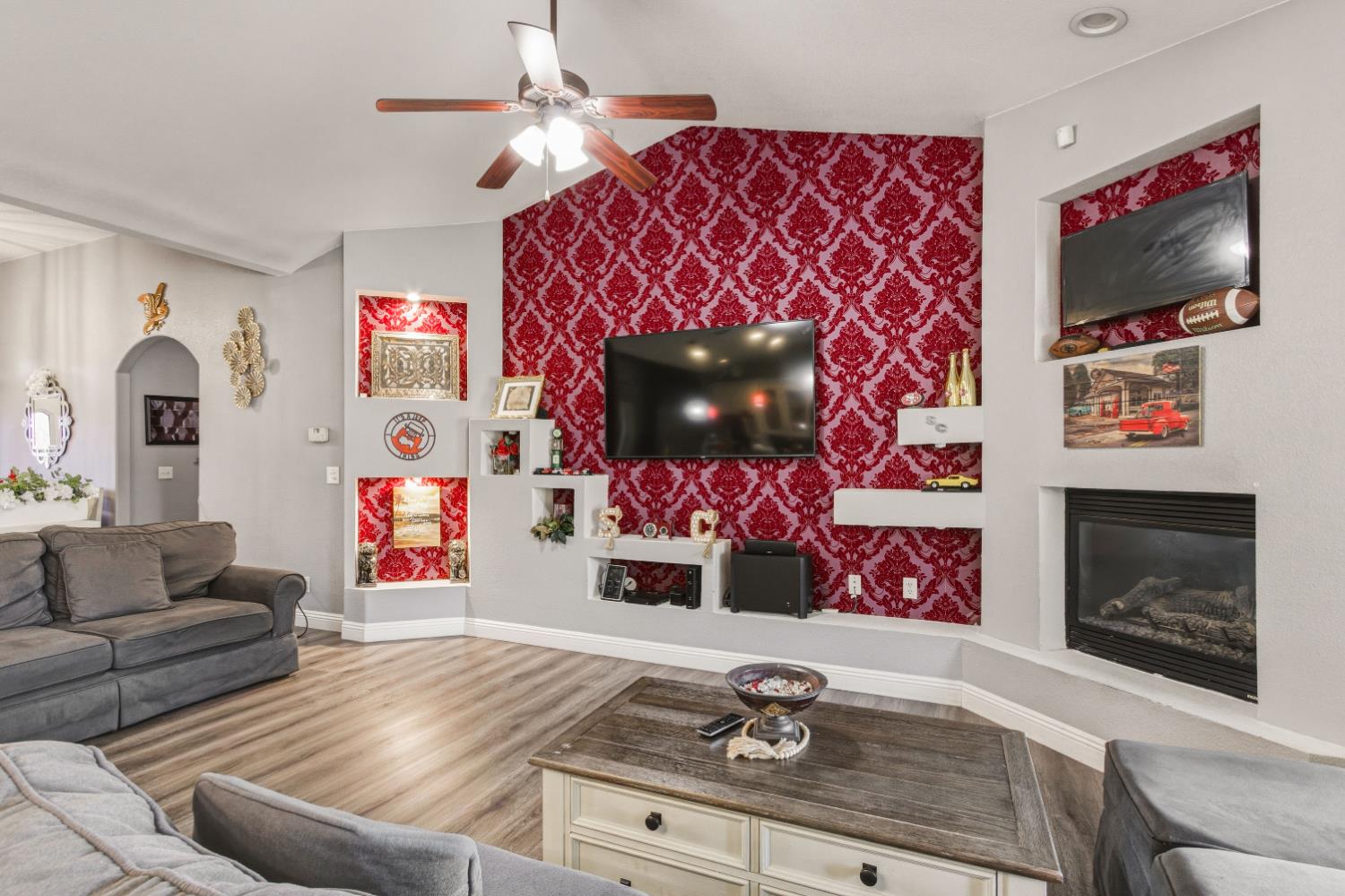 2610 Marie Dr, Madera, CA 93637