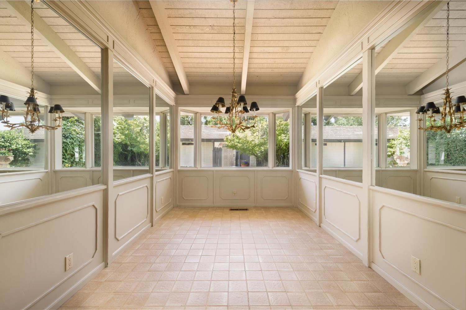 2331 W Celeste Ave, Fresno, CA 93711