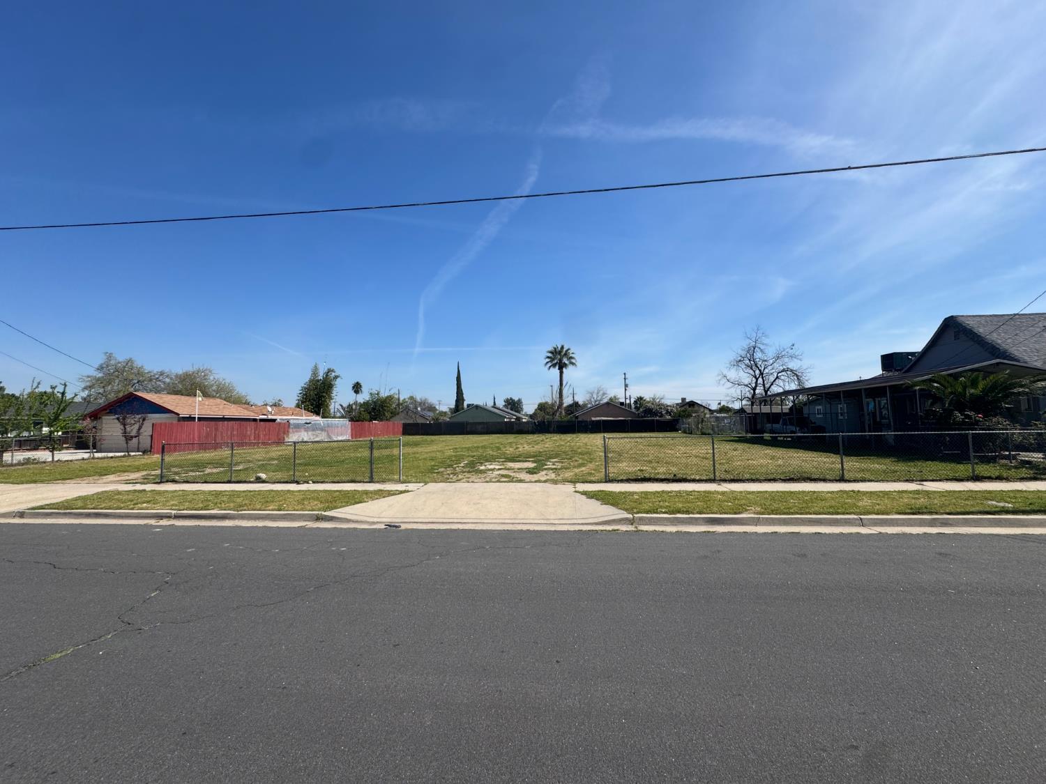 1444 N Archie Ave, Fresno, CA 93703