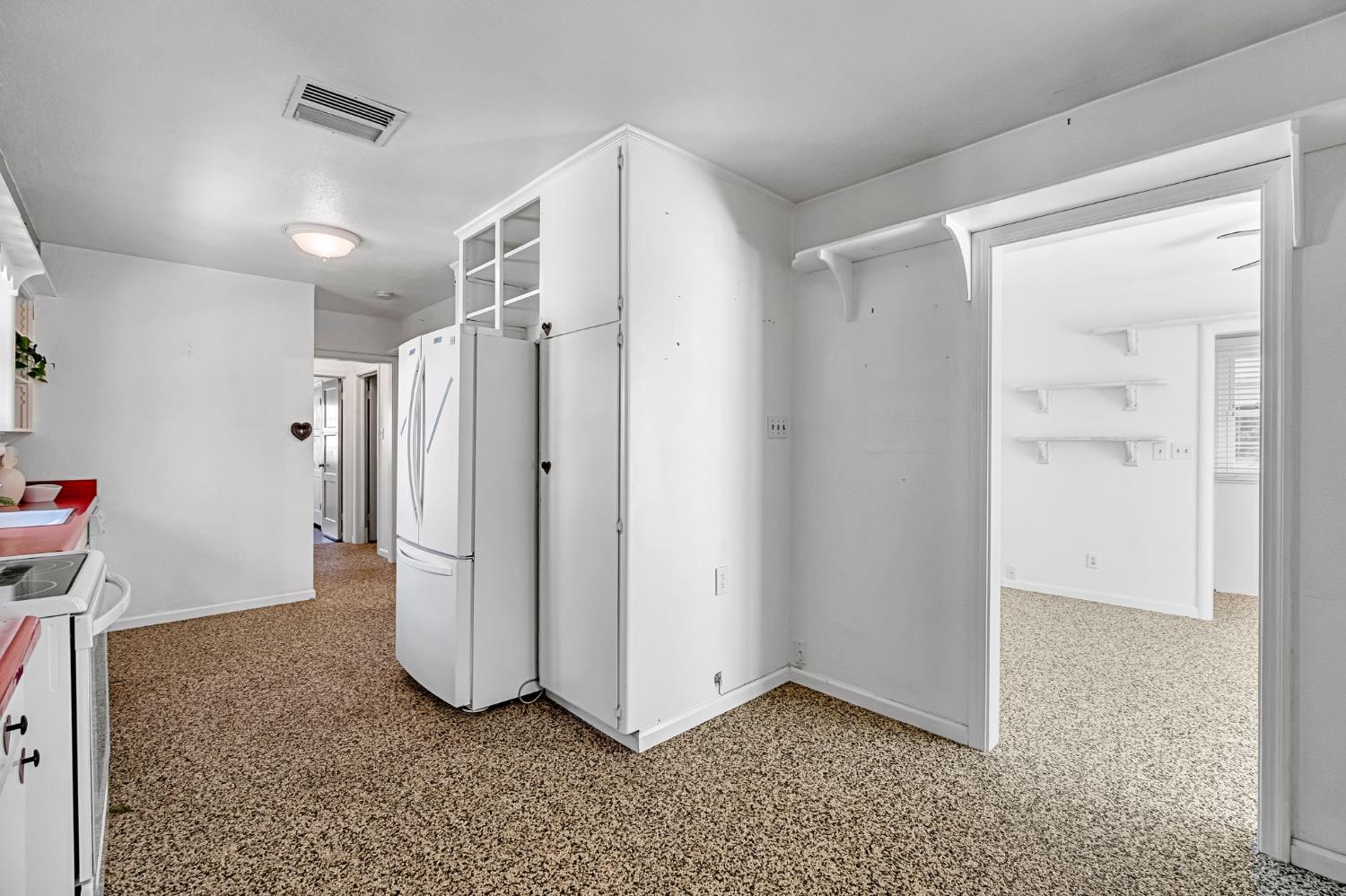 753 W Floradora Ave, Fresno, CA 93728