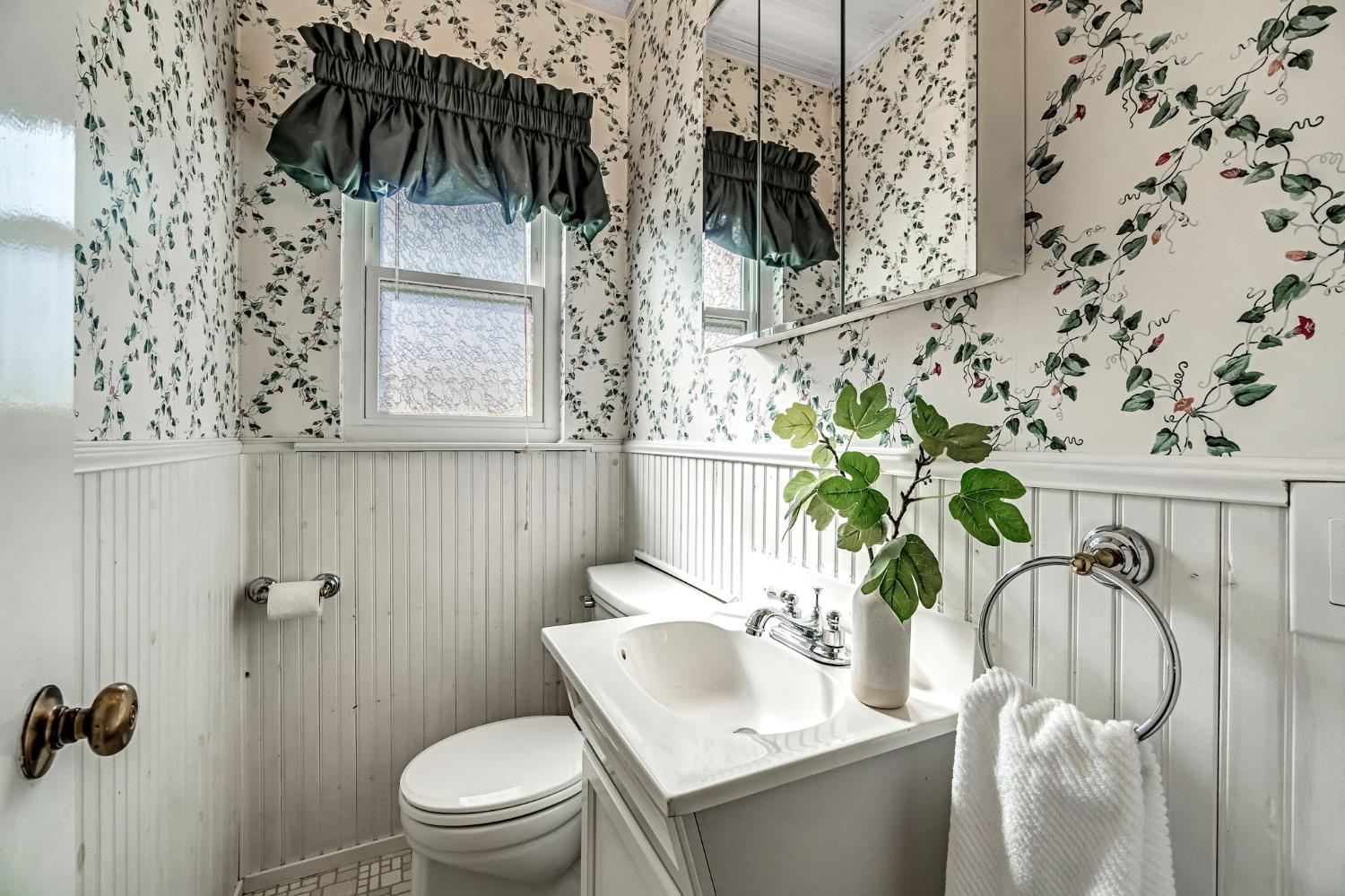 753 W Floradora Ave, Fresno, CA 93728