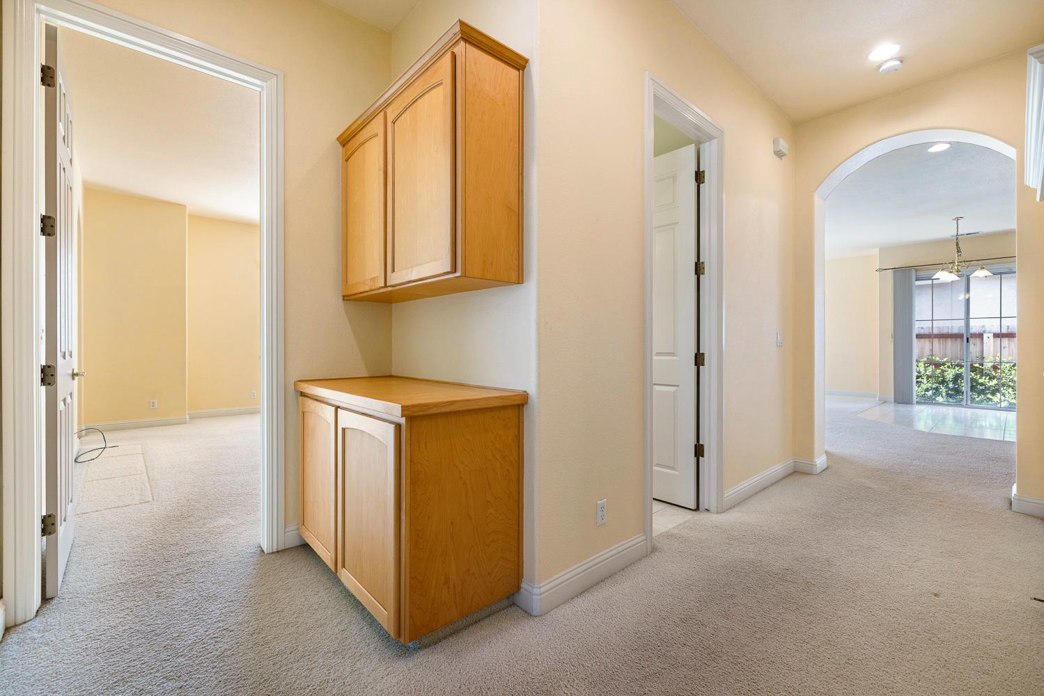 9680 N Willey Ct, Fresno, CA 93720